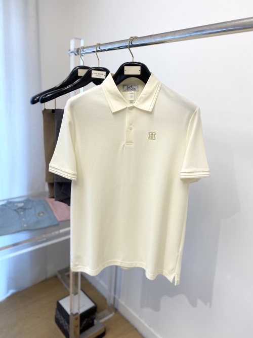 Hermes Men's Polo Shirt - Stylish Short Sleeve with Embossed Logo