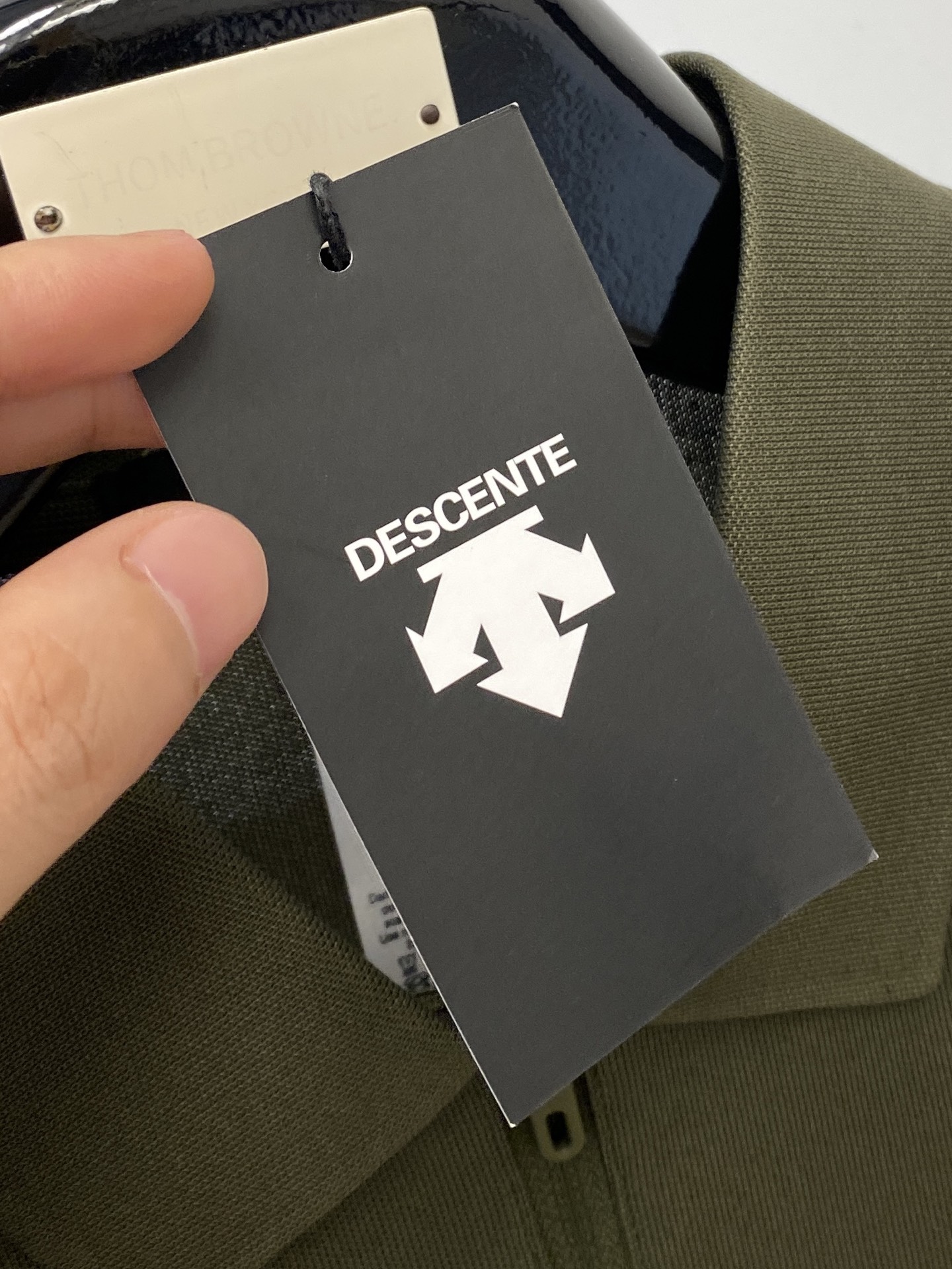 DESCENTE 2025 Stylish Short Sleeve Polo Shirt with Logo - Versatile Design 5 i1750327132508 403 0 3