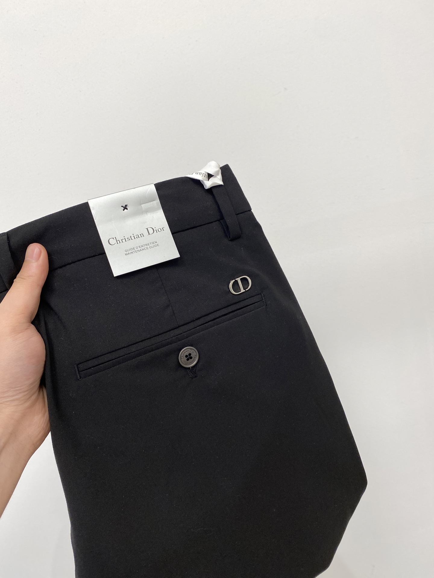 NO:451156,Dior, 2025 hot casual trousers, high elasticity, slimming, simple and versatile, with fine workmanship, every needle can be seen attentively. Many celebrities and internet celebrities love the most, lengthen their body proportions!  Micro-spin ^_^ Comfortable fabric Detailed body code 29-40,,dior,alexander wang19860909迪奥、2025爆款休闲西裤 高弹显瘦必爆简约百搭爆款,做工精细,每一针都看得到用心,超多明星网红最爱 拉长身材比例哦！微弹 ^_^舒适面料 细节体码29-40,,dior,alexander wang,Men's clothing