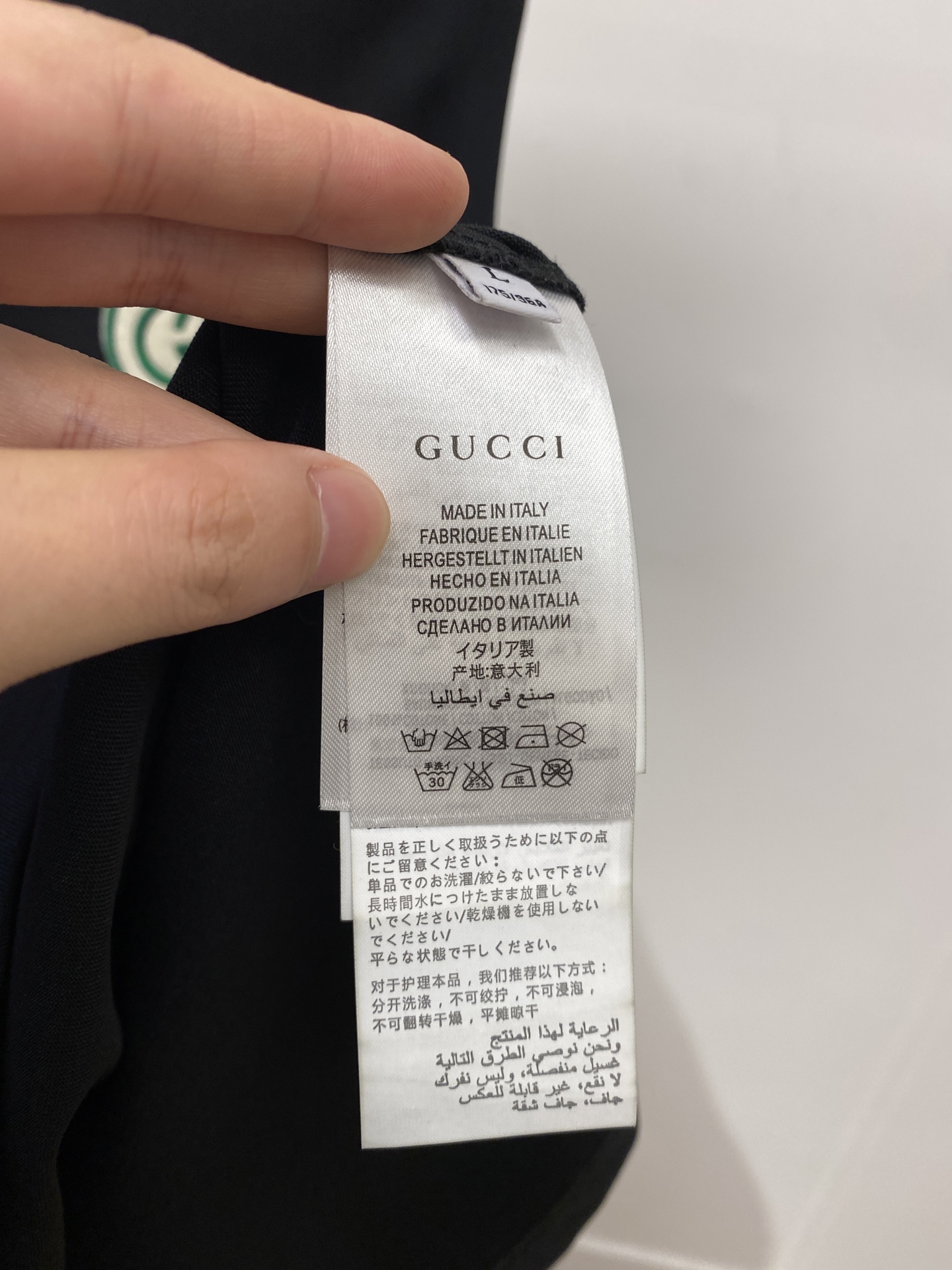 古奇、2025新品背心T恤🎽，帅气时尚，胸前精致刺绣字母logo，简约百搭款。面料棉 不仅挺括，保持潮流