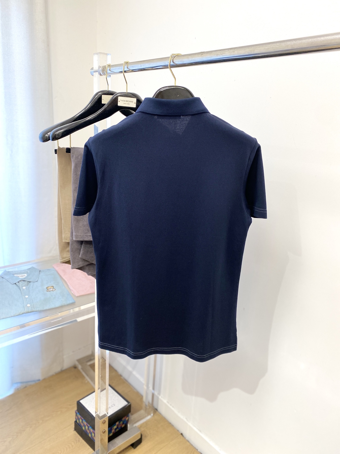 Brunello Cucinelli、2025最新款短袖T恤，帅气时尚，胸前精致刺绣图案logo，简约百