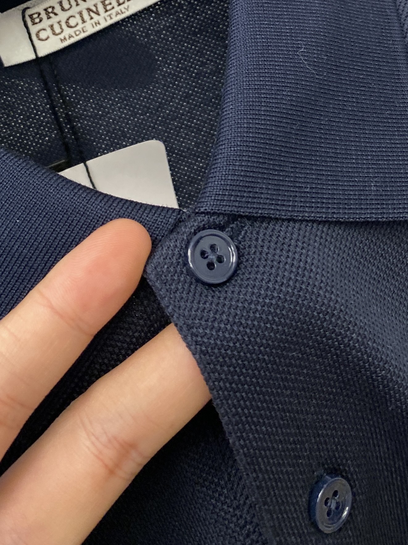 Brunello Cucinelli、2025最新款短袖T恤，帅气时尚，胸前精致刺绣图案logo，简约百
