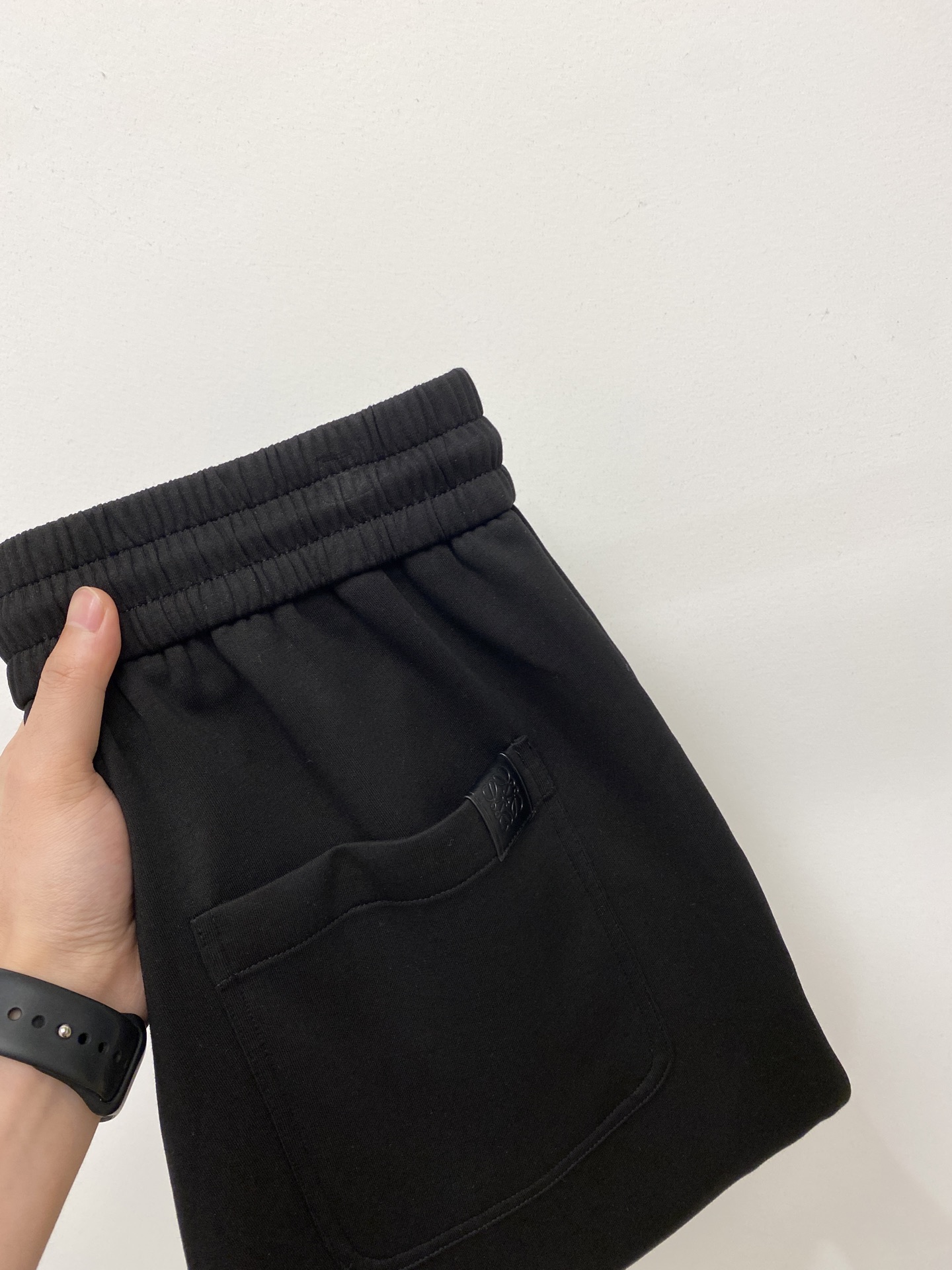 NO:445418,Luo Yiwei, 2025 hot casual pants, high elasticity and slimming, simple and versatile hot products, fine workmanship, every needle can be seen attentively, and many celebrity internet celebrities love the most, lengthen the body proportions!  Micro-spin ^_^Comfortable fabric Details M-3XL, loro piana, loewe, alexander wang19860909罗意威、2025爆款休闲裤 高弹显瘦必爆简约百搭爆款,做工精细,每一针都看得到用心,超多明星网红最爱 拉长身材比例哦！微弹 ^_^舒适面料 细节体码数M-3XL,,loro piana,loewe,alexander wang,Men's clothing