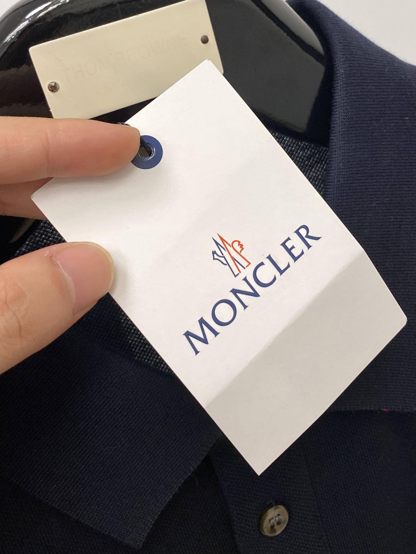 蒙口、2025最新款短袖T恤，帅气时尚，胸前设计凹凸字母logo，简约百搭款。面料棉 不仅挺括，保持潮流