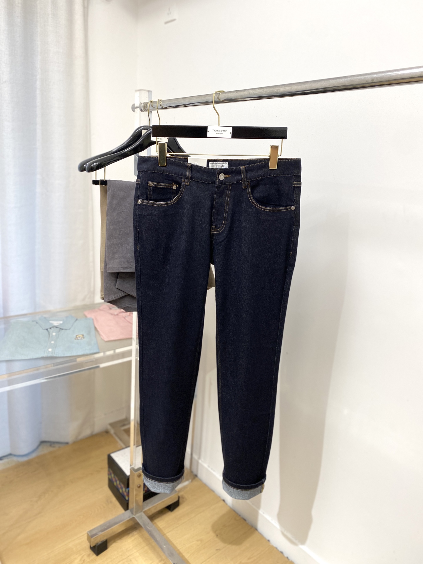 Emass 2025 Latest Products: Premium Water-Washed Jeans with Original Hardware Decorations - 图片 2