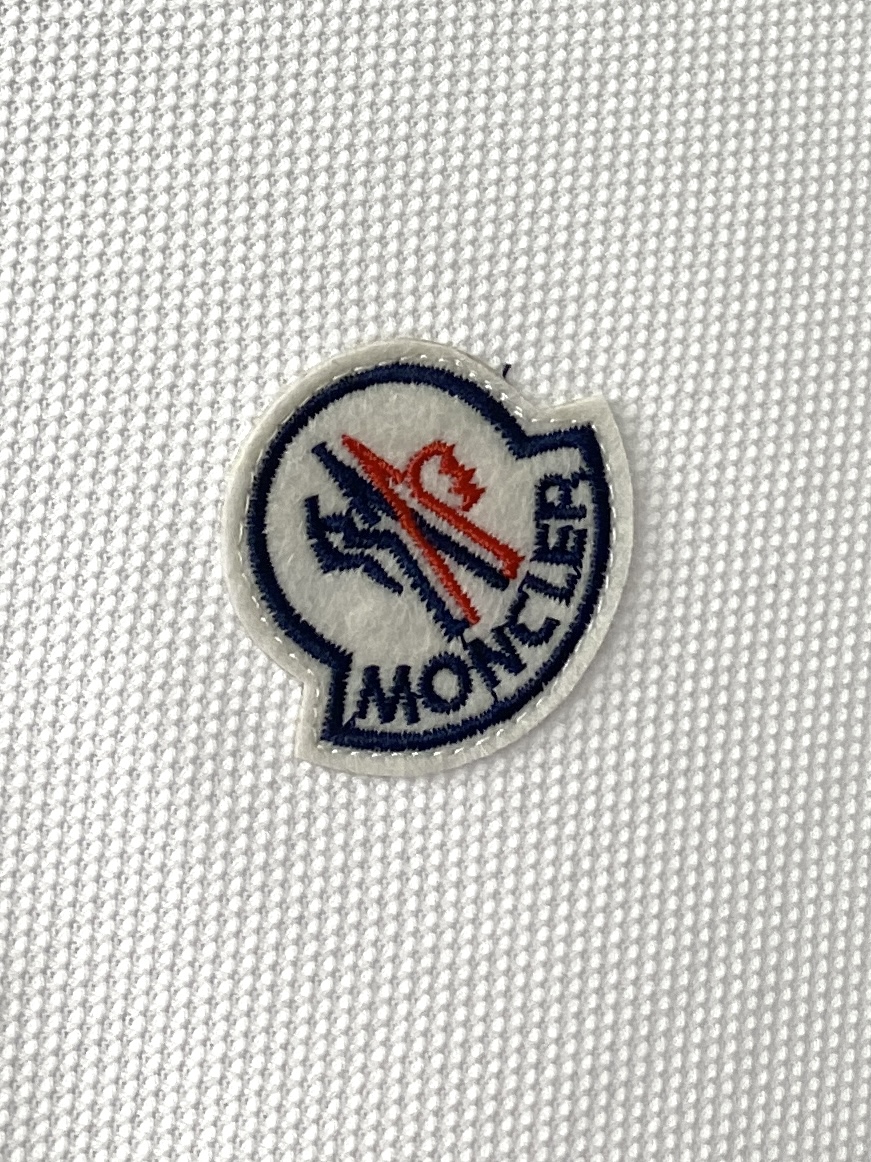 蒙口、2025最新款短袖T恤，帅气时尚，胸前刺绣装饰图案logo，简约百搭款。面料棉 不仅挺括，保持潮流