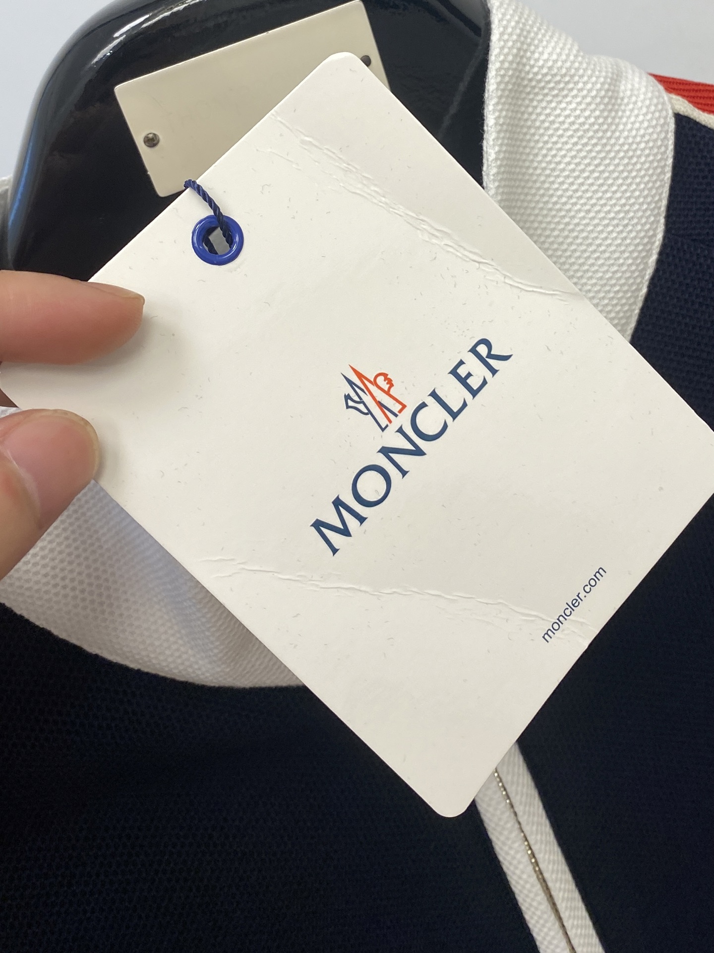 蒙口、2025最新款短袖T恤，帅气时尚，胸前刺绣装饰图案logo，简约百搭款。面料棉 不仅挺括，保持潮流