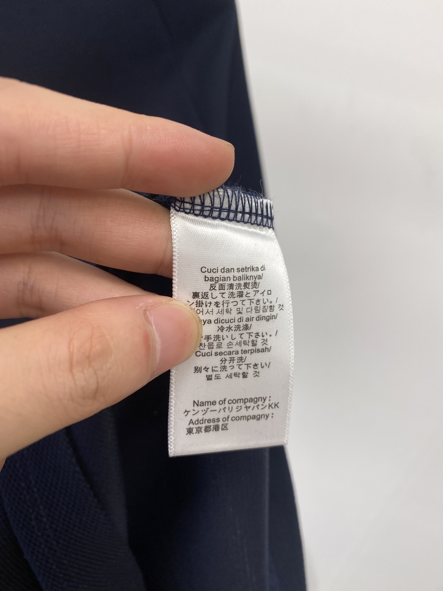 蒙口、2025最新款短袖T恤，帅气时尚，胸前刺绣装饰图案logo，简约百搭款。面料棉 不仅挺括，保持潮流