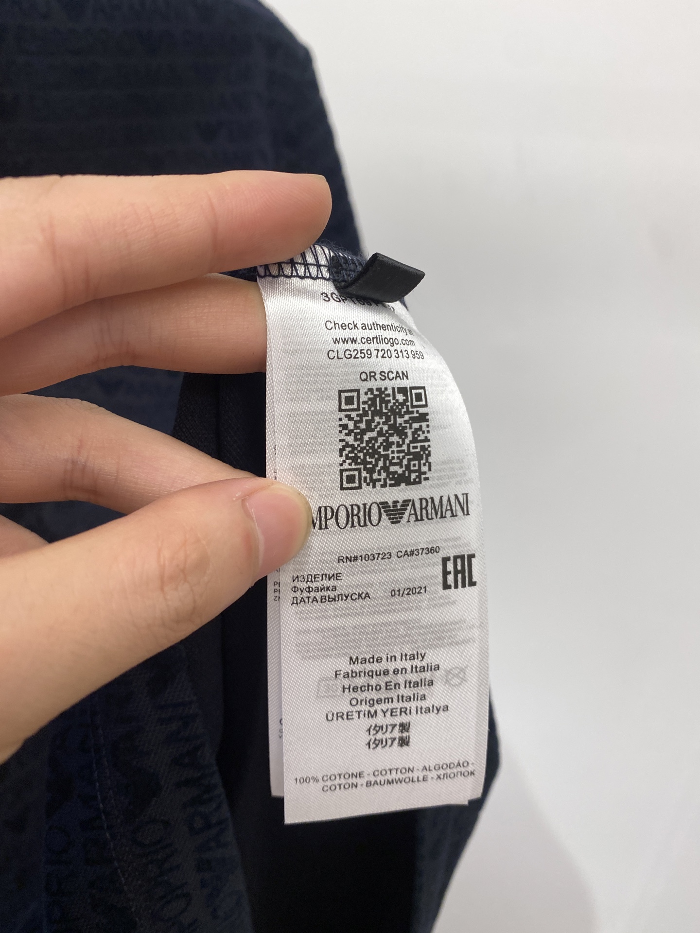 阿玛尼、2025最新款短袖T恤，帅气时尚，顶级数码定位定织图案字母logo，简约百搭款。面料棉 不仅挺括