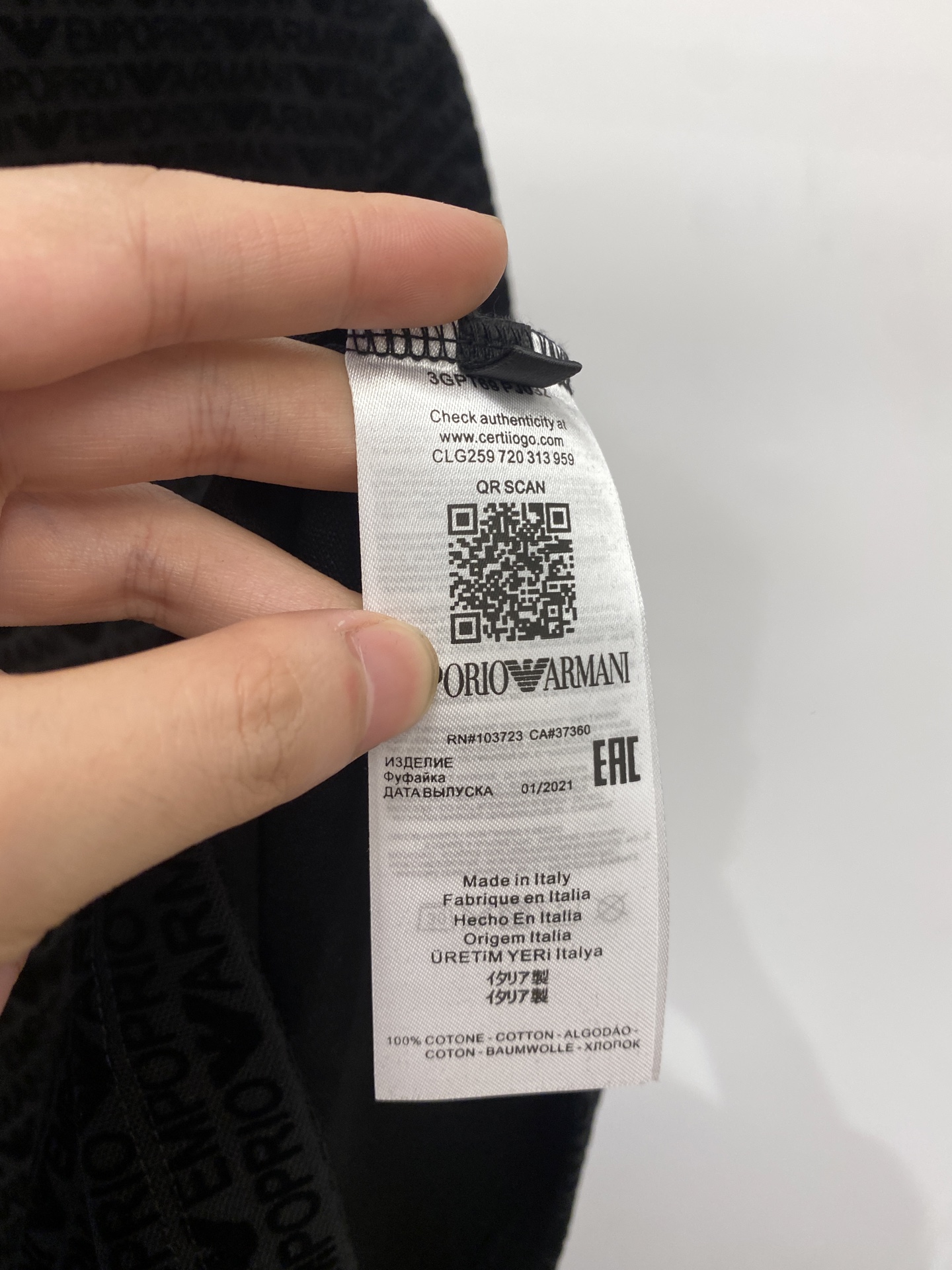 阿玛尼、2025最新款短袖T恤，帅气时尚，顶级数码定位定织图案字母logo，简约百搭款。面料棉 不仅挺括