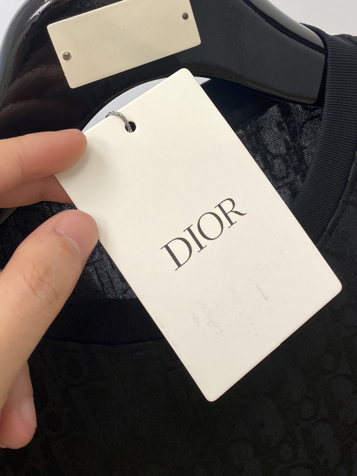 迪奥、2025最新款短袖T恤，帅气时尚，顶级数码定位定织字母logo，简约百搭款。面料棉 不仅挺括，保持