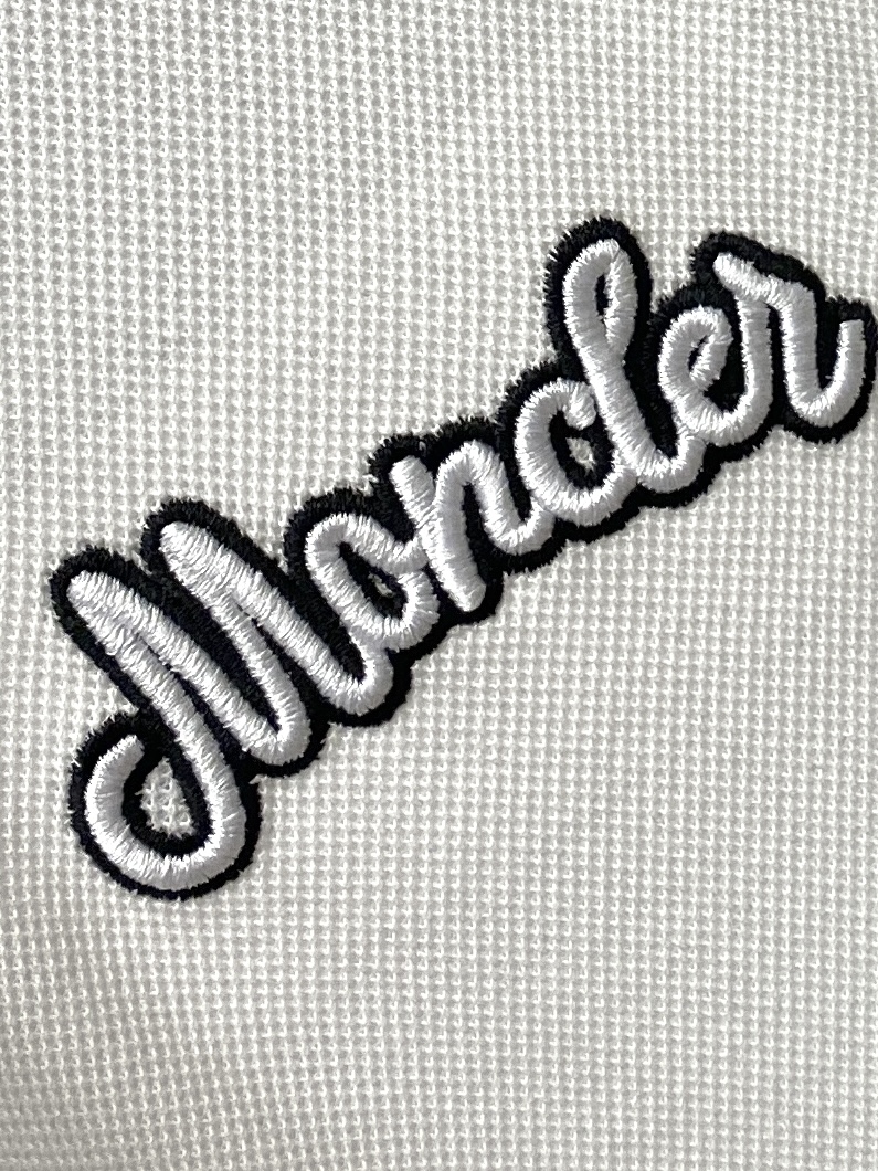 蒙口、2025最新款短袖T恤，帅气时尚，胸去精致刺绣字母logo，简约百搭款。面料棉 不仅挺括，保持潮流