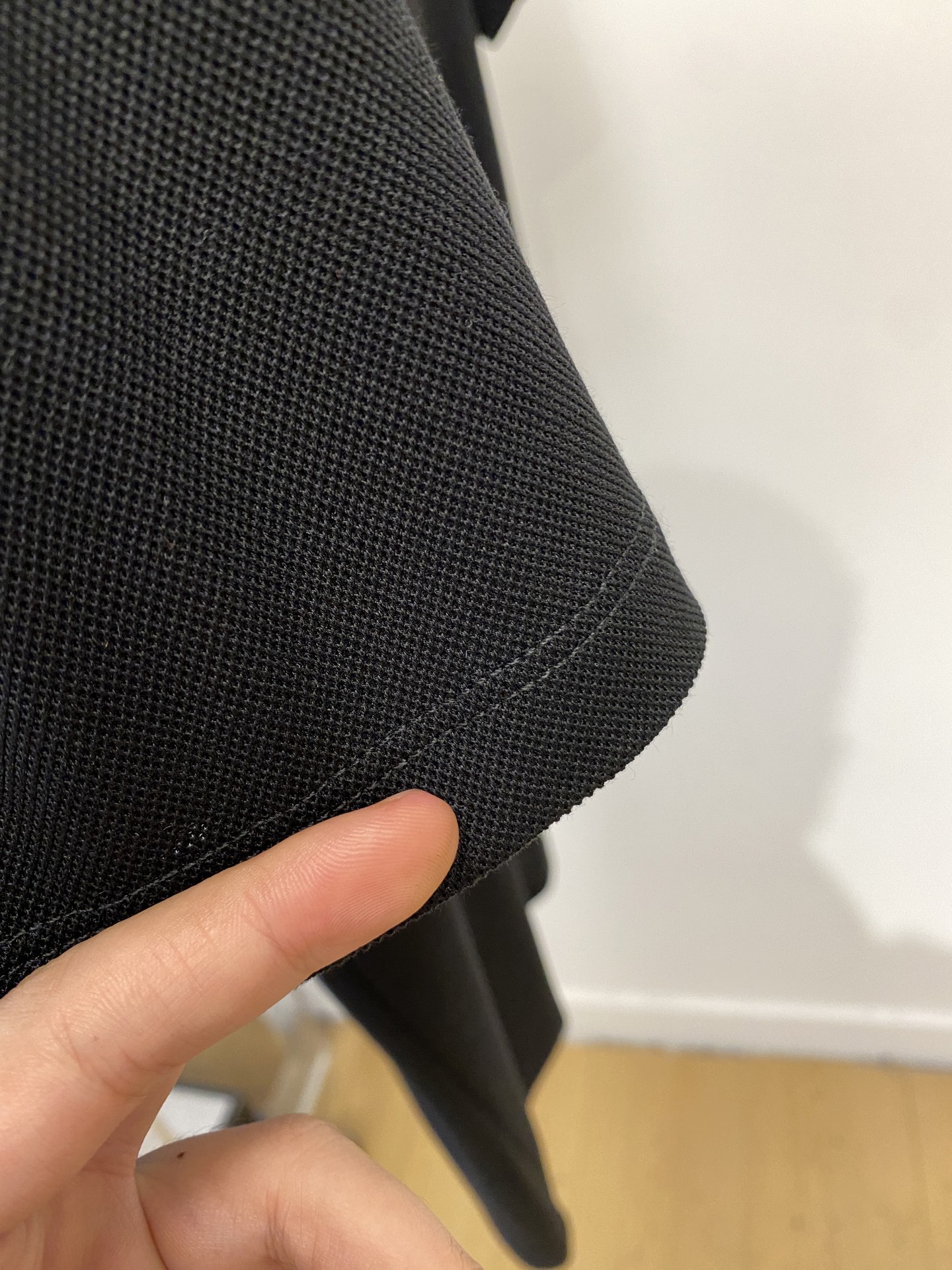 Buomi 时尚潮牌、2025最新款短袖T恤，帅气时尚，胸前精致刺绣图案字母logo，简约百搭款。面料棉