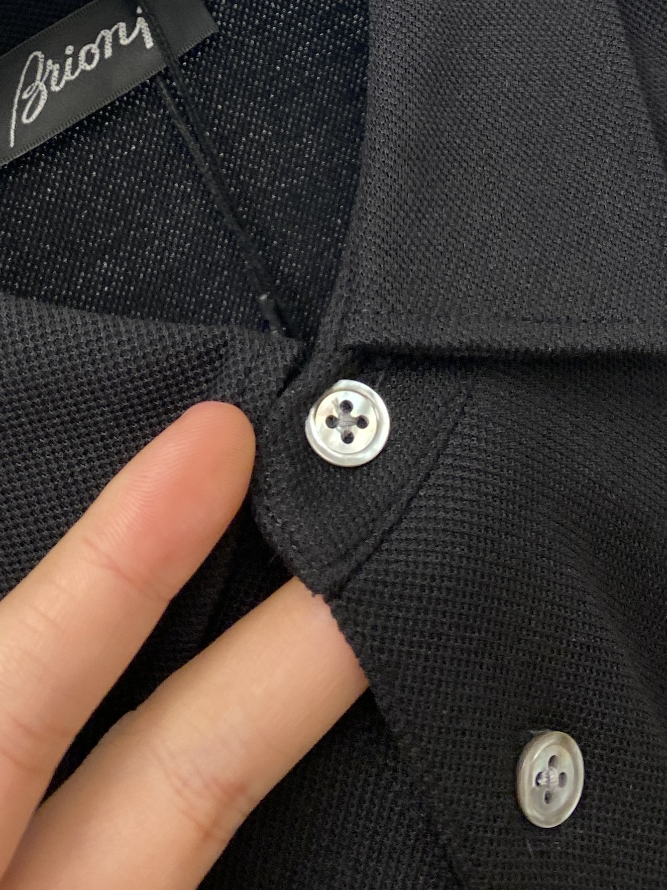 Buomi 时尚潮牌、2025最新款短袖T恤，帅气时尚，胸前精致刺绣图案字母logo，简约百搭款。面料棉