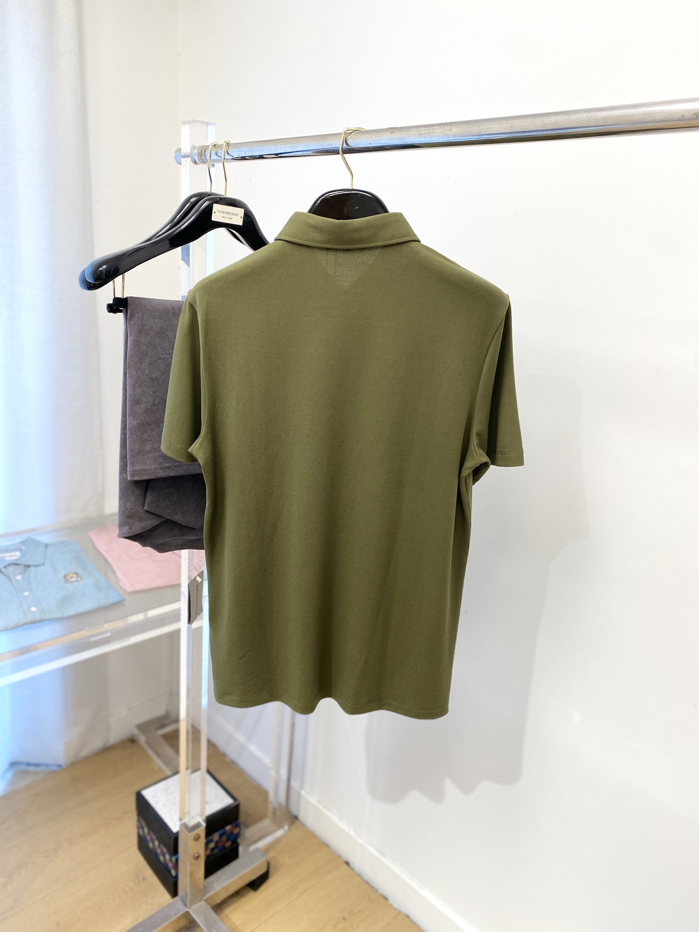 Buomi 时尚潮牌、2025最新款短袖T恤，帅气时尚，胸前精致刺绣图案字母logo，简约百搭款。面料棉