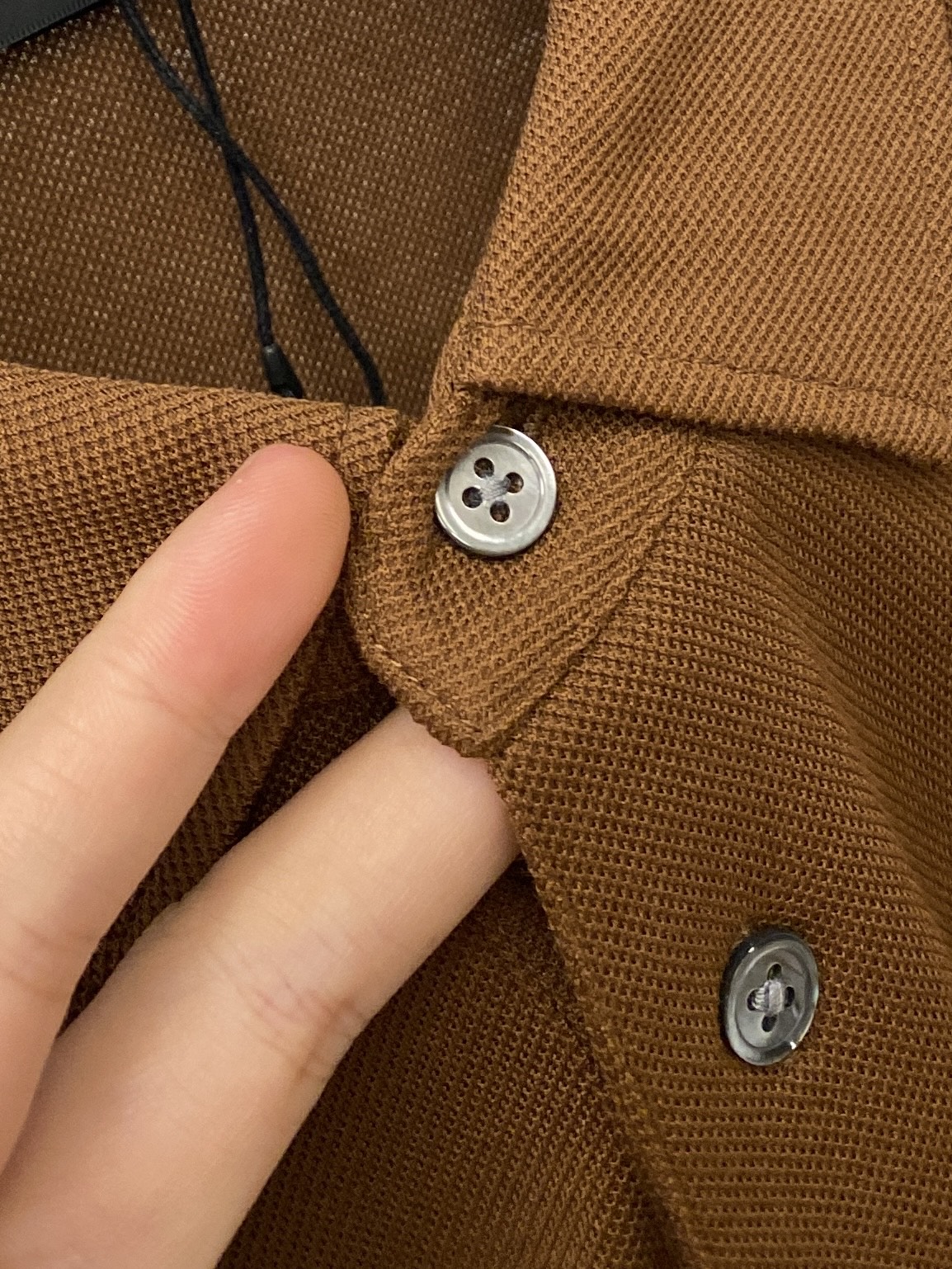 Buomi 时尚潮牌、2025最新款短袖T恤，帅气时尚，胸前精致刺绣图案字母logo，简约百搭款。面料棉