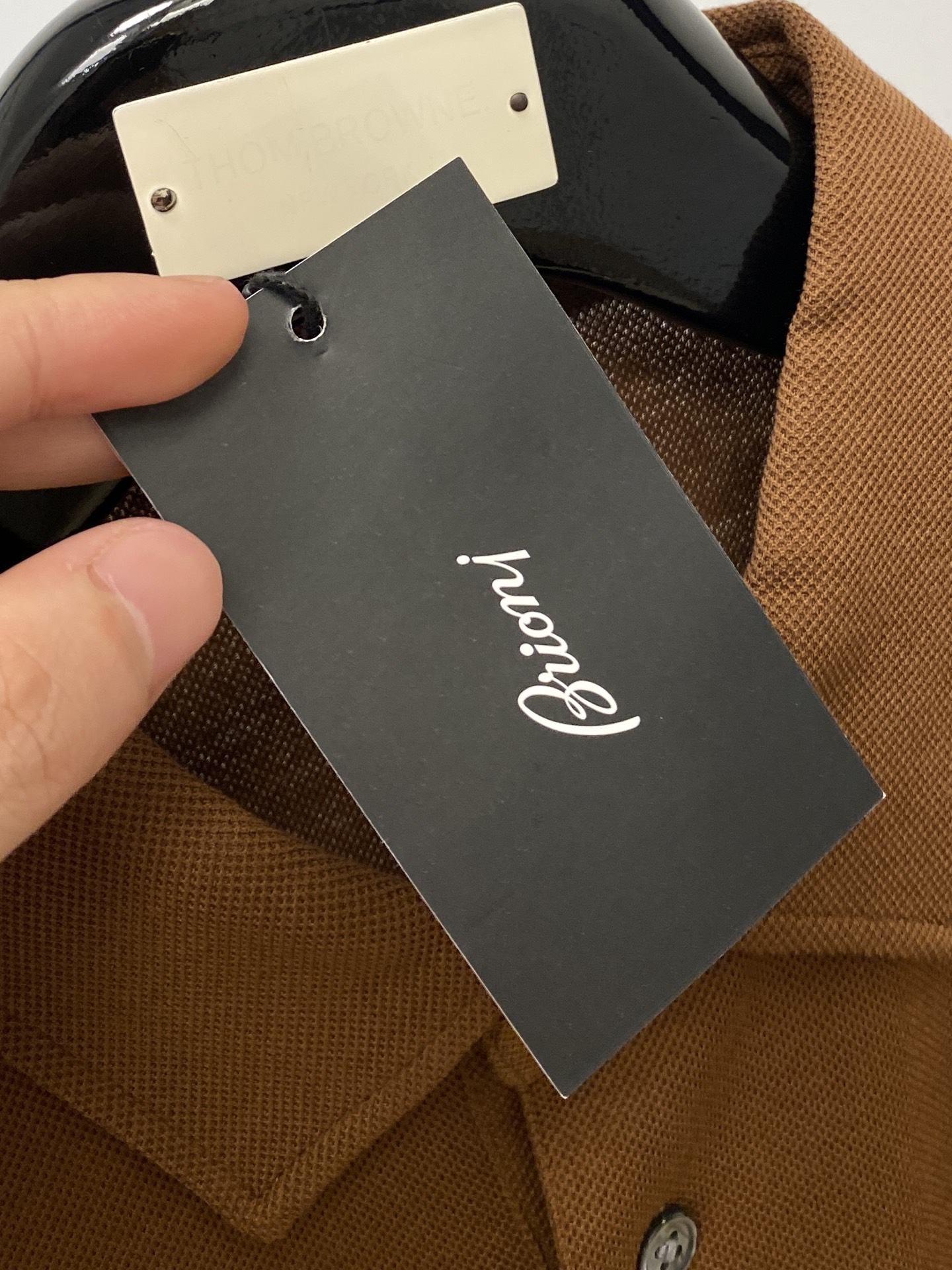 Buomi 时尚潮牌、2025最新款短袖T恤，帅气时尚，胸前精致刺绣图案字母logo，简约百搭款。面料棉