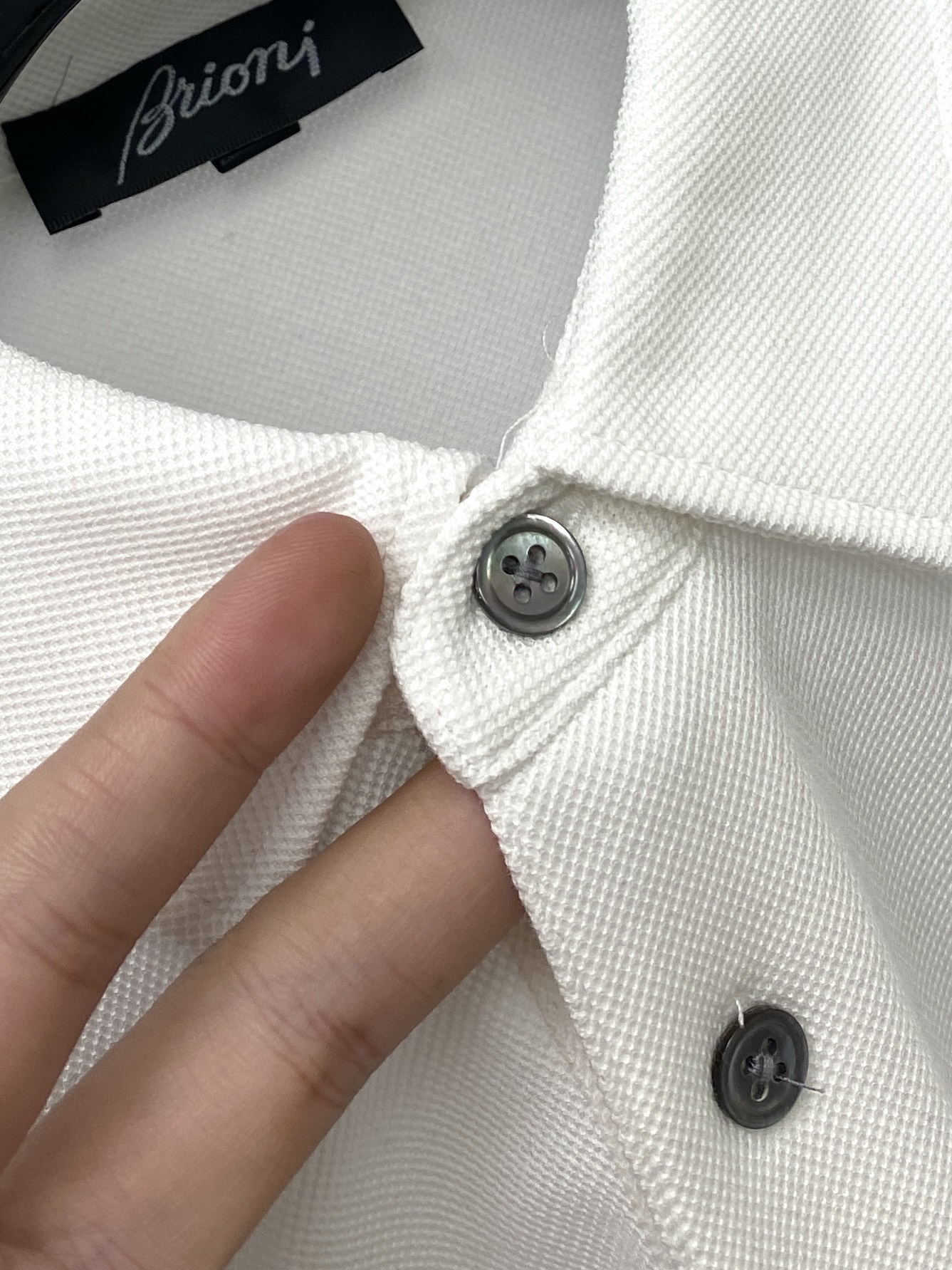 Buomi 时尚潮牌、2025最新款短袖T恤，帅气时尚，胸前精致刺绣图案字母logo，简约百搭款。面料棉