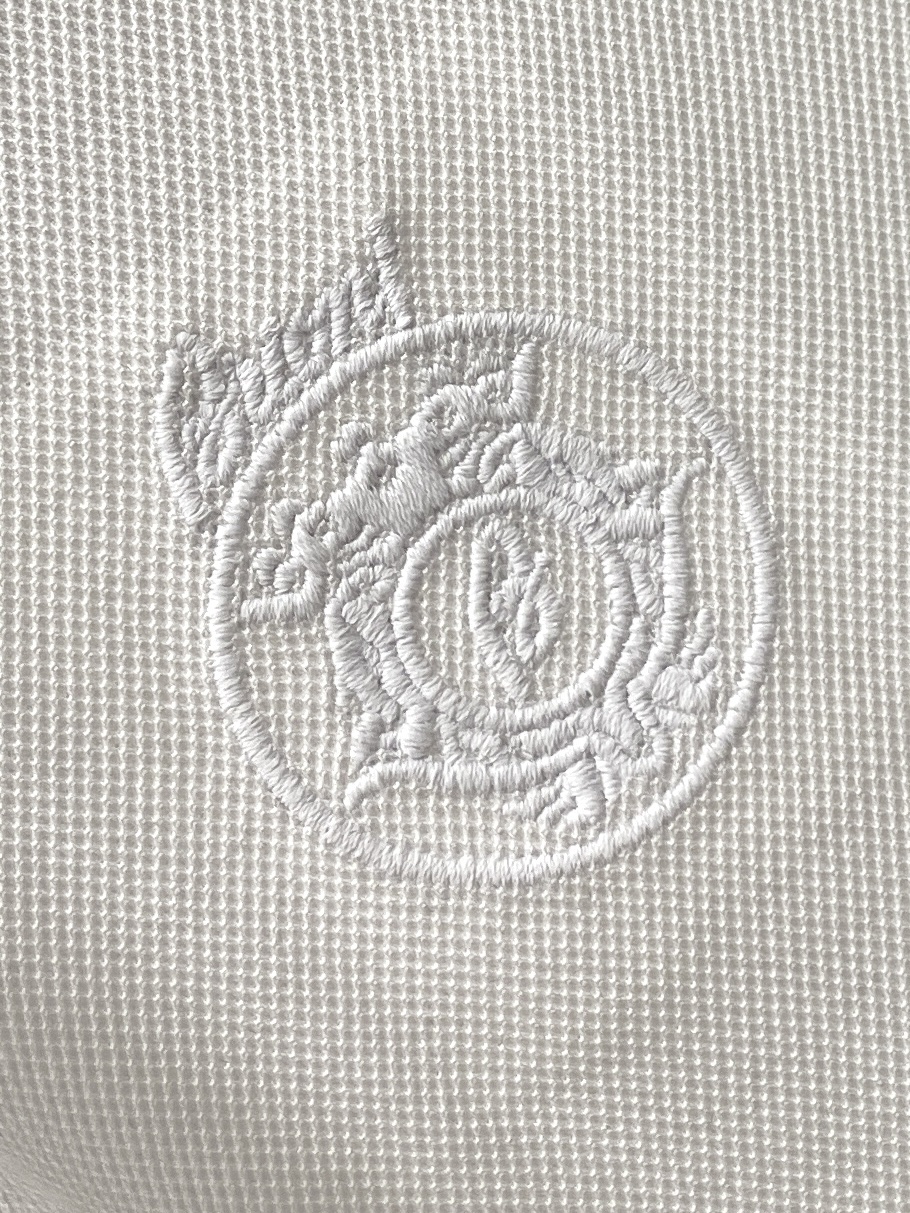 Buomi 时尚潮牌、2025最新款短袖T恤，帅气时尚，胸前精致刺绣图案字母logo，简约百搭款。面料棉