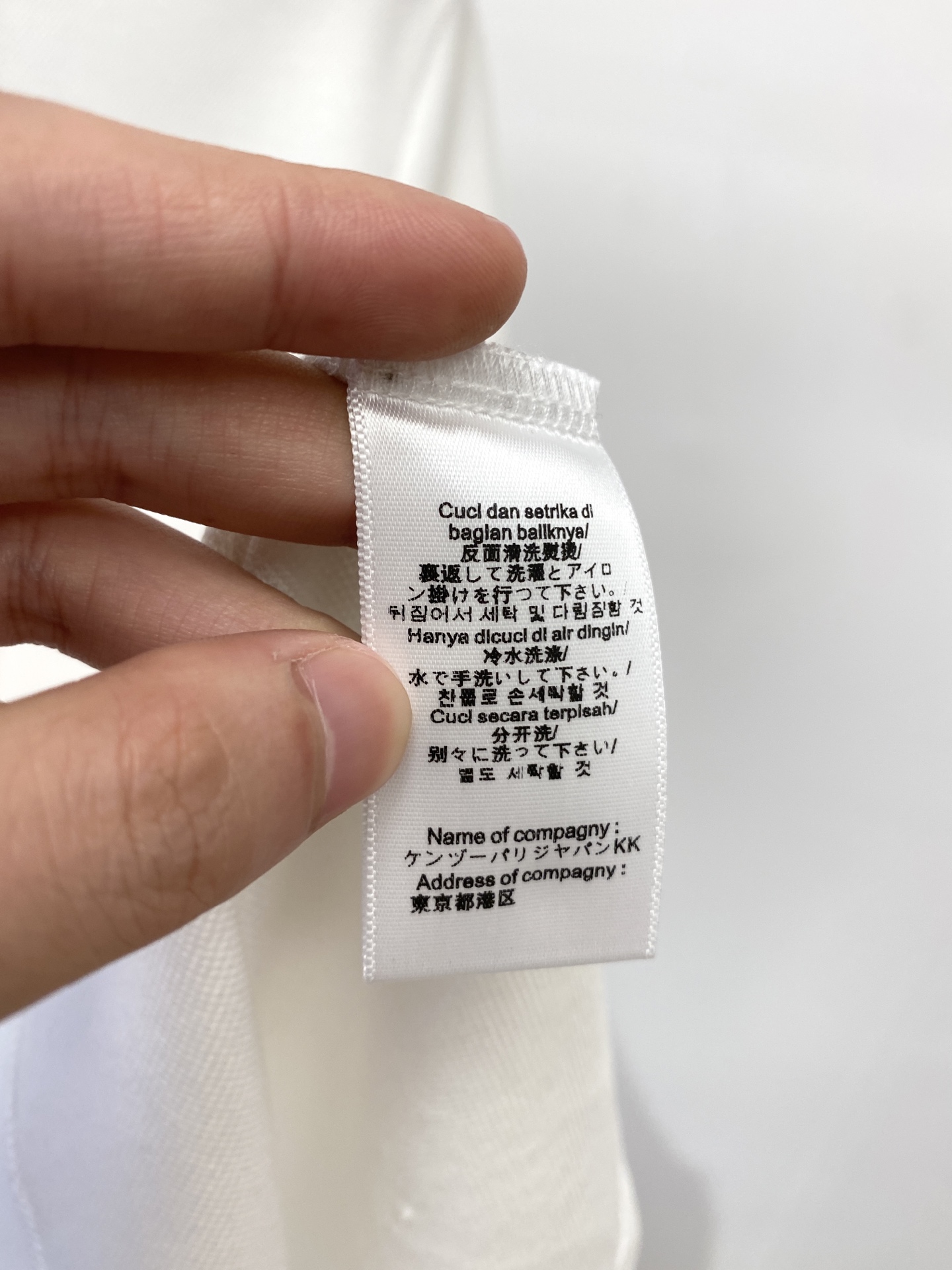 Buomi 时尚潮牌、2025最新款短袖T恤，帅气时尚，胸前精致刺绣图案字母logo，简约百搭款。面料棉