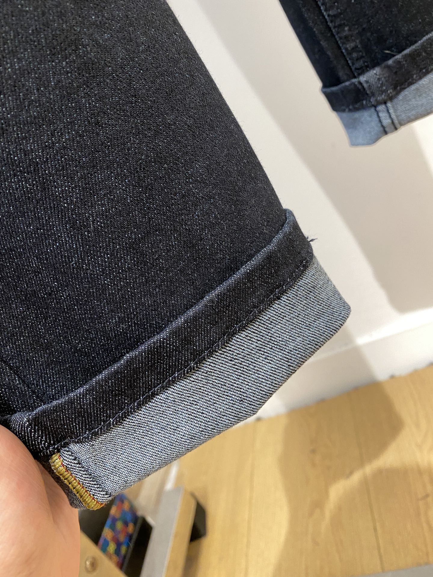 Emass 2025 Latest Synchronized Cabinets and Water-Washing Leisure Jeans Collection - 图片 7