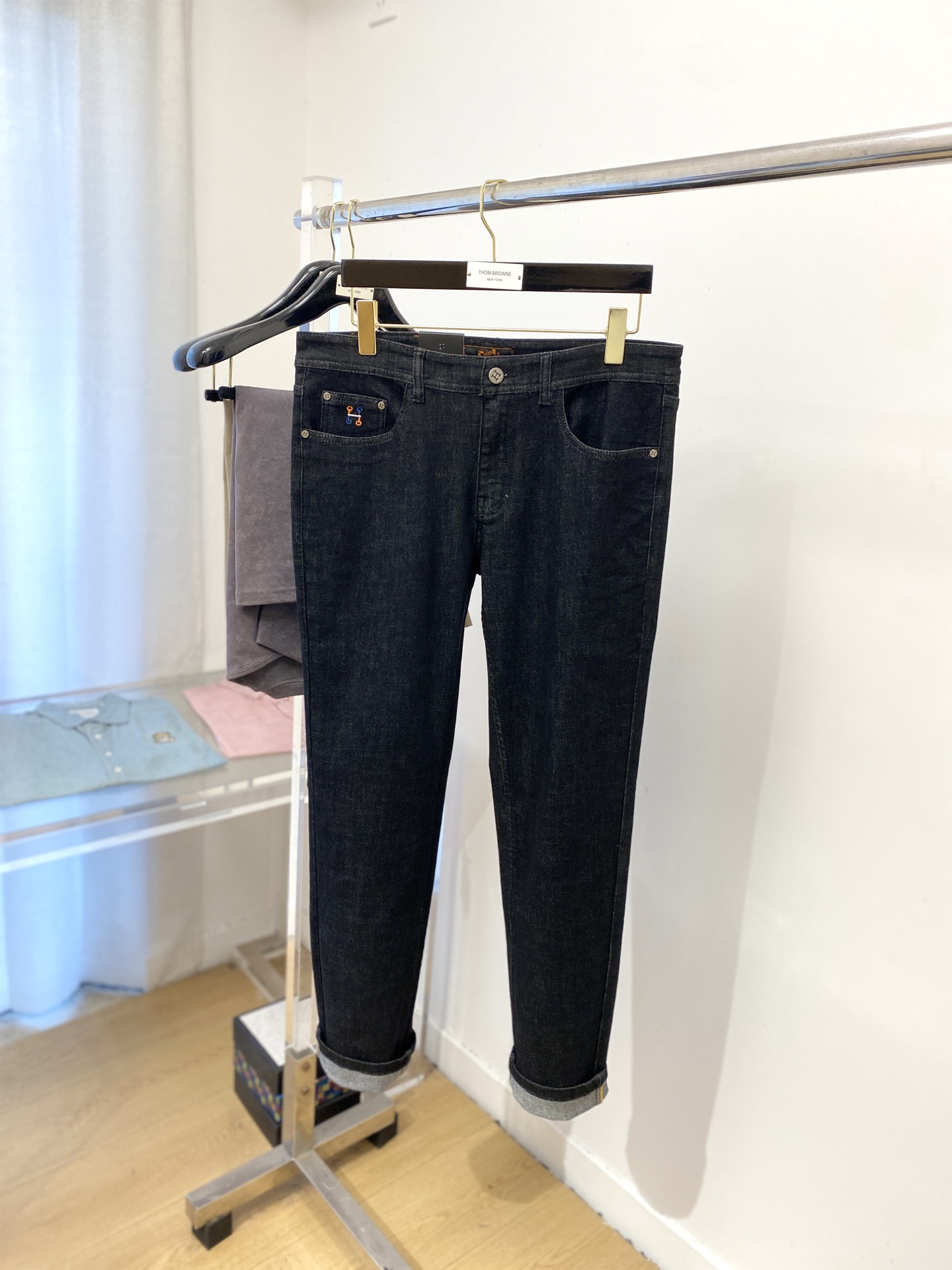 Emass 2025 Latest Products: Synchronized Cabinets, Leisure Jeans with Original Water-washing Fabrics - 图片 2