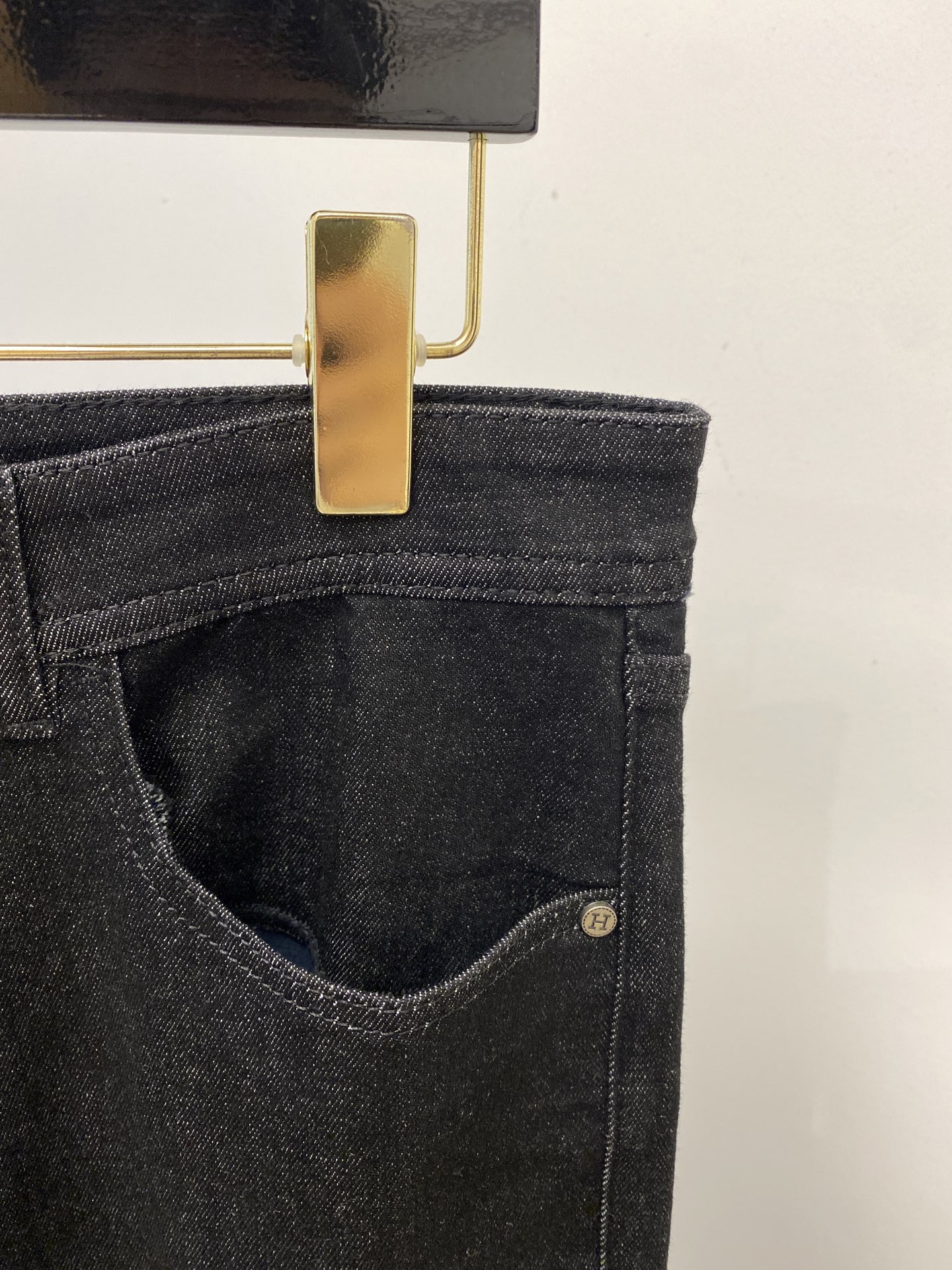 Emass 2025 Latest Products: Synchronized Cabinets, Leisure Jeans with Original Water-washing Fabrics - 图片 4