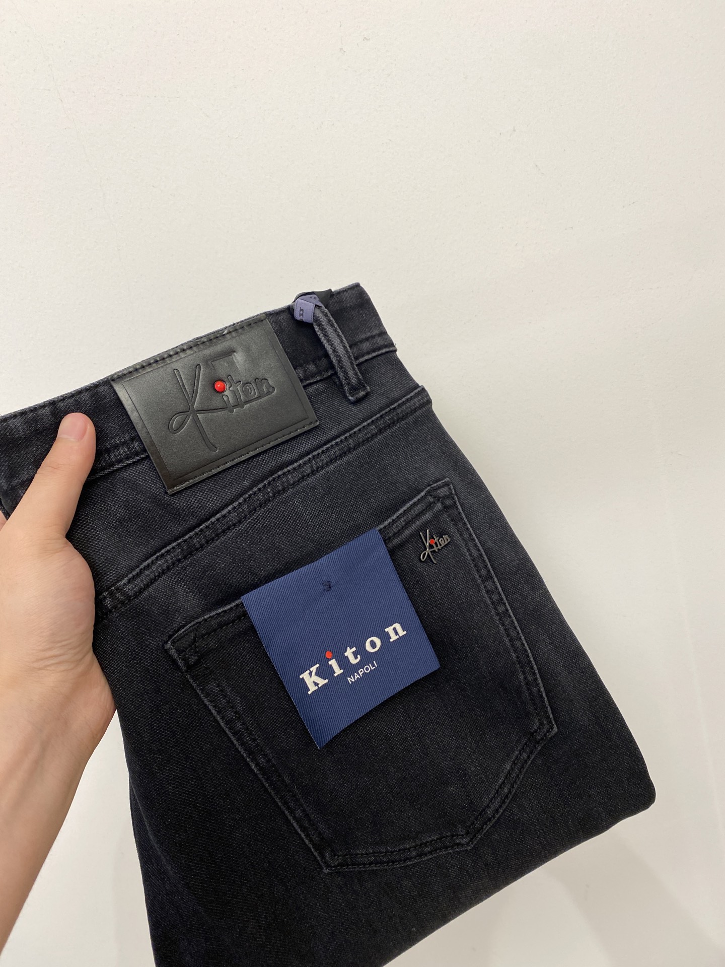 2025 Kiton Recreational Jeans: Water-Washed Fabric, Comfort, Elasticity, Top-Fashion Quality - 图片 1