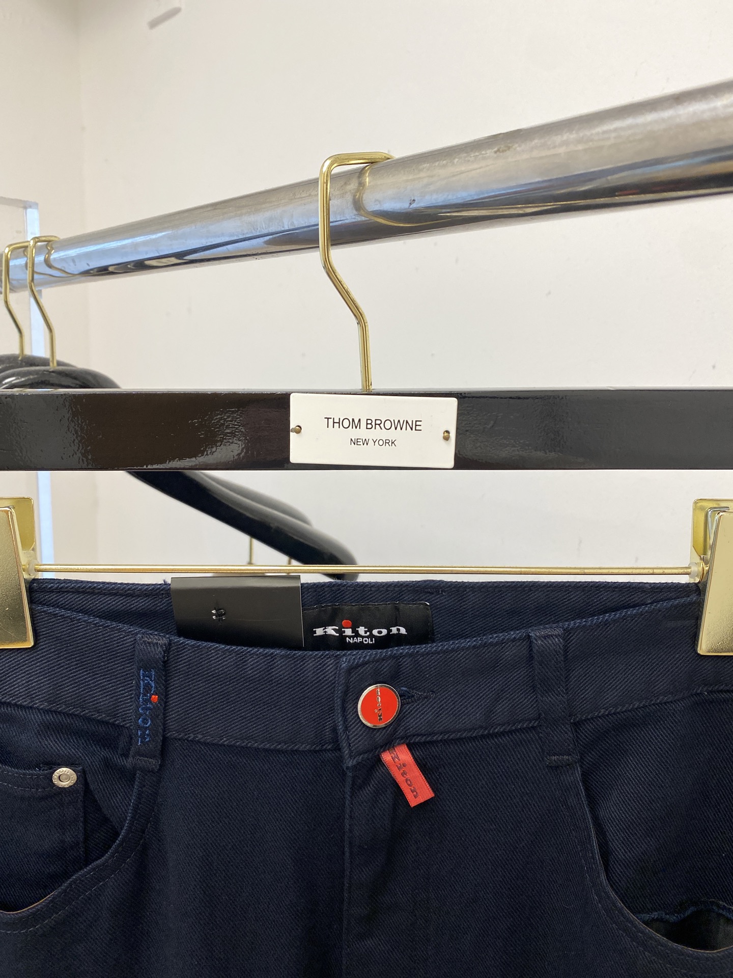 “Kiton 2025 Latest Water-Washed Recreational Jeans: Comfort, Elasticity, and Style” - 图片 3