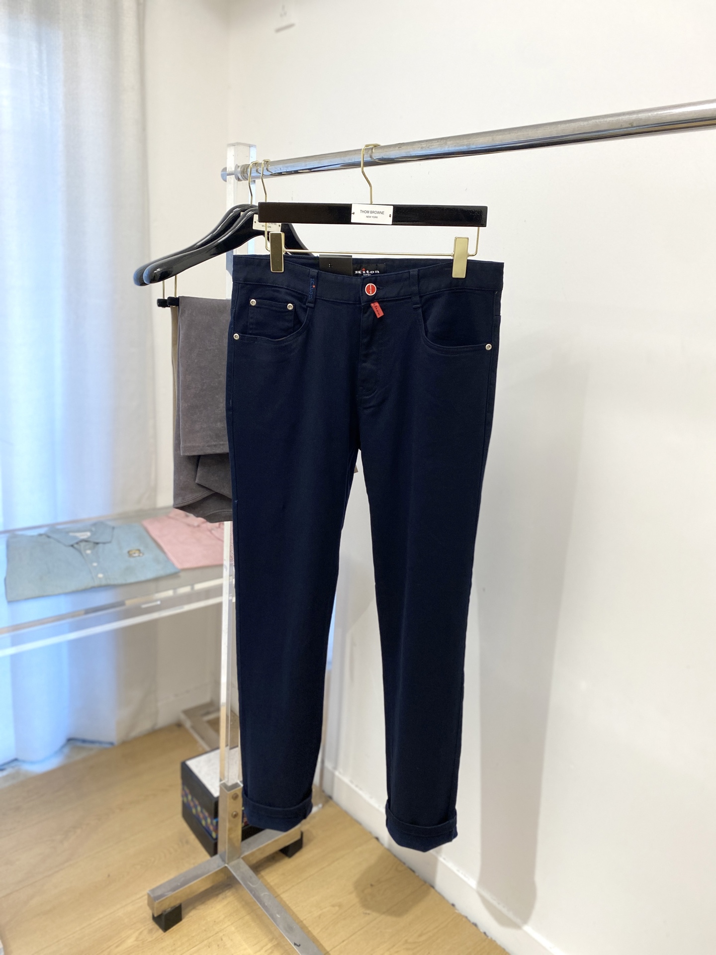 “Kiton 2025 Latest Water-Washed Recreational Jeans: Comfort, Elasticity, and Style” - 图片 2