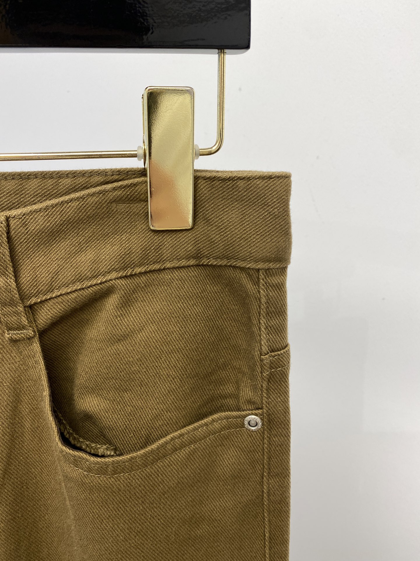 2025 Latest Kiton Recreational Jeans: Water-Washed Fabric, Comfort, and Style - 图片 4