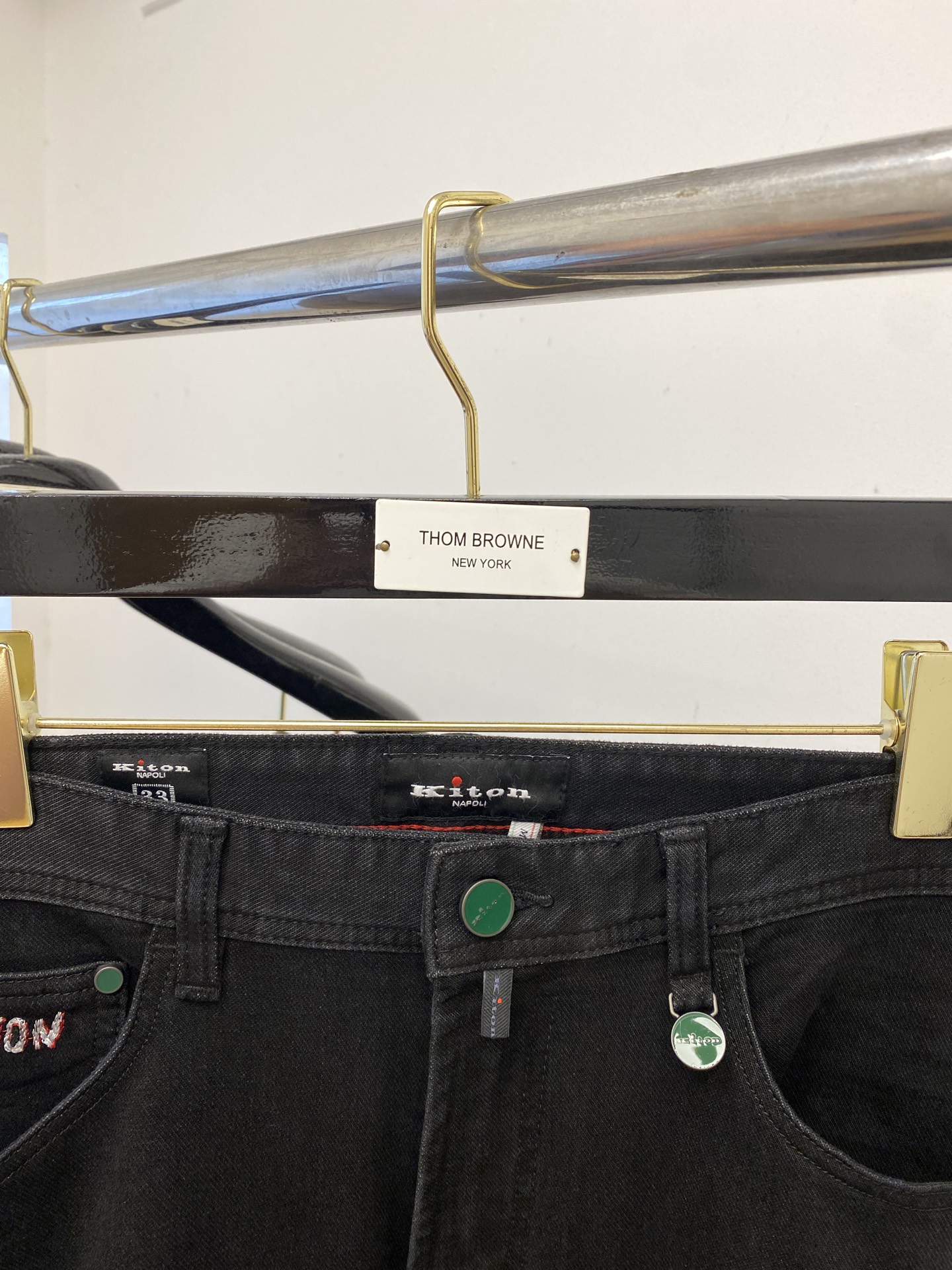 Kiton 2025 Latest Water-Washed Recreational Jeans with Original Hardware and Comfortable Fabric - 图片 3