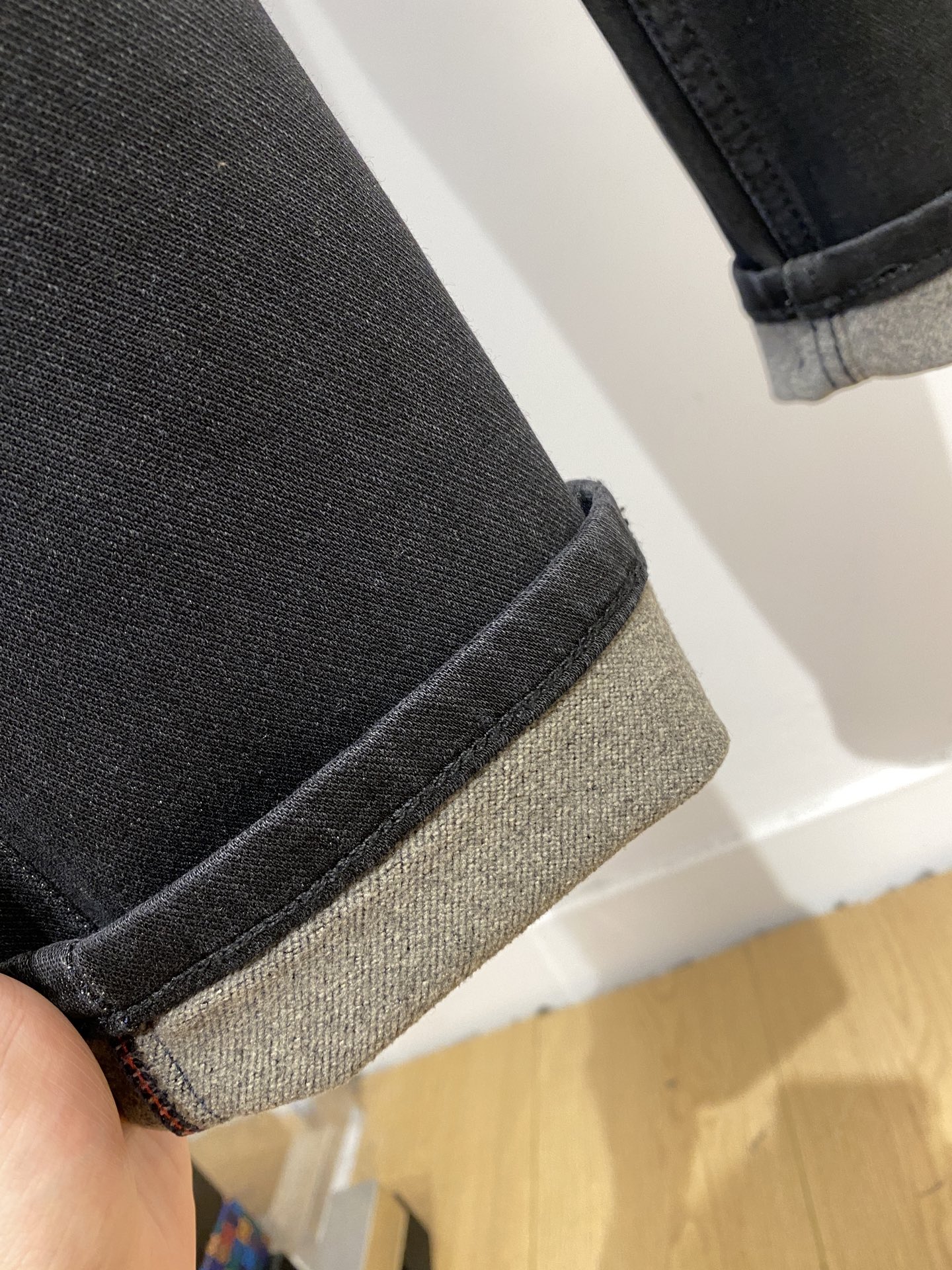 Kiton 2025 Latest Water-Washed Recreational Jeans with Original Hardware and Comfortable Fabric - 图片 7