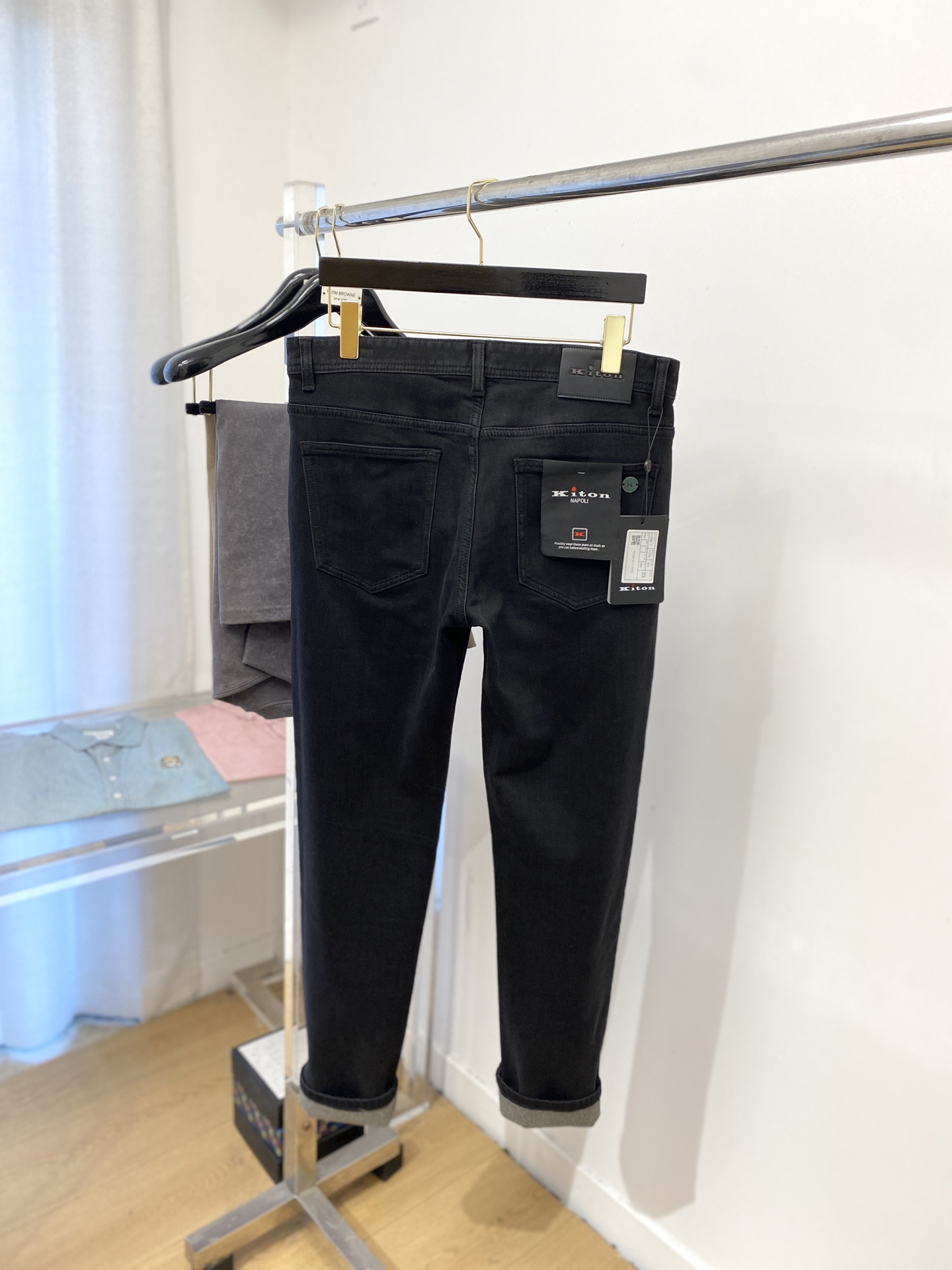 Kiton 2025 Latest Water-Washed Recreational Jeans with Original Hardware and Comfortable Fabric - 图片 9