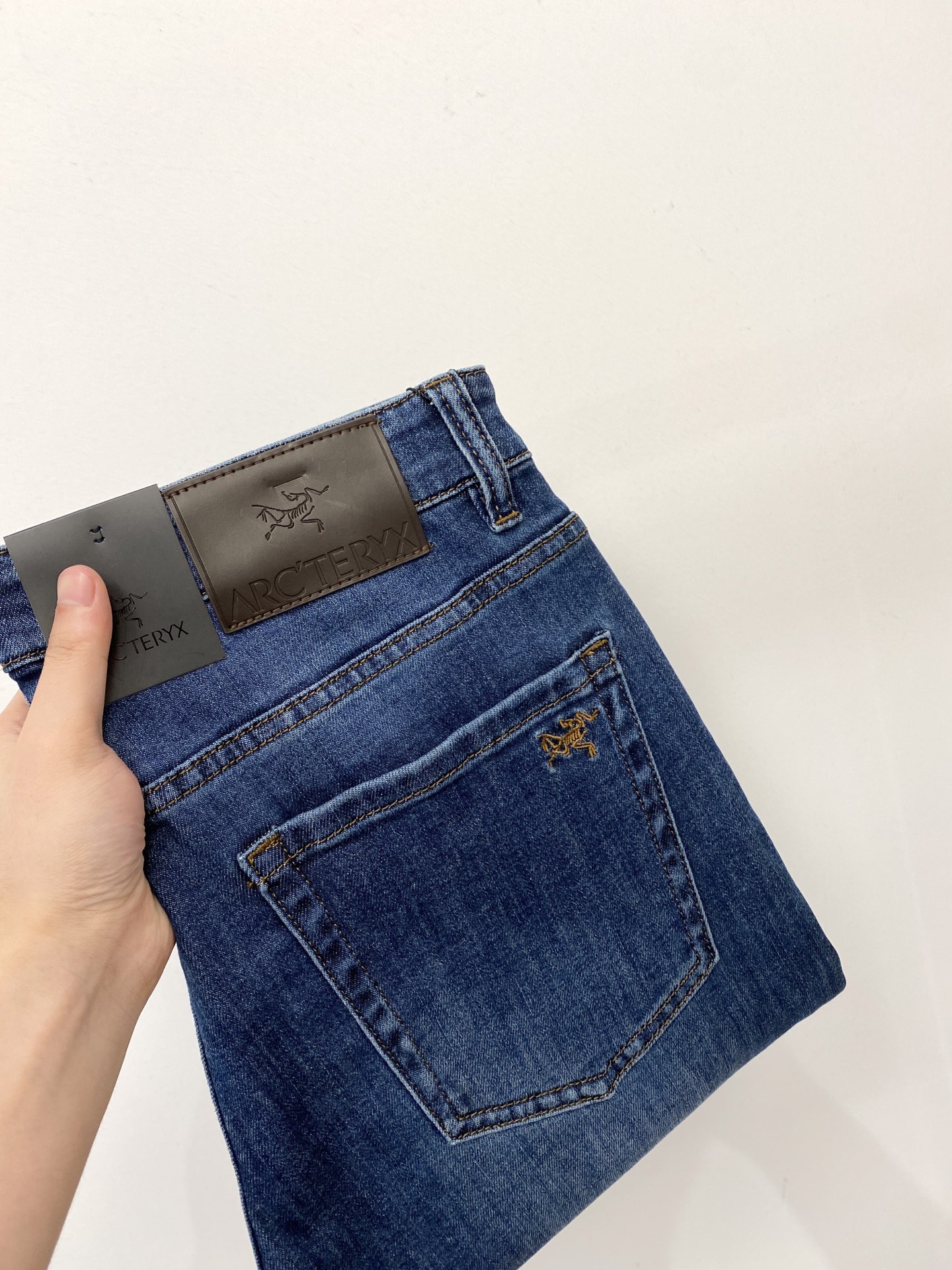 2025 Latest Original Jeans: High Quality, Fashionable, Comfortable, and Hot!