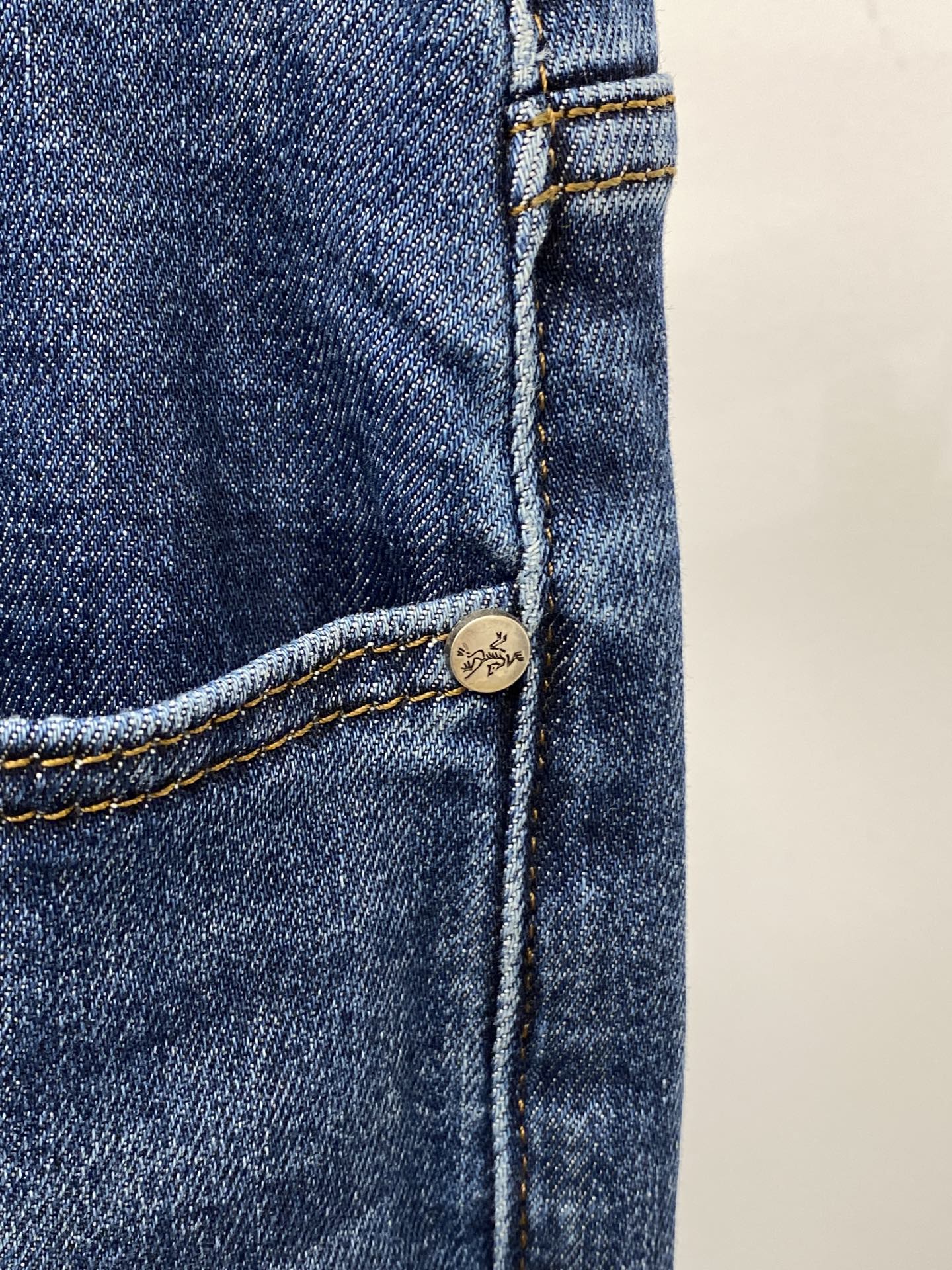 2025 Latest Original Jeans: High Quality, Fashionable, Comfortable, and Hot! - 图片 5