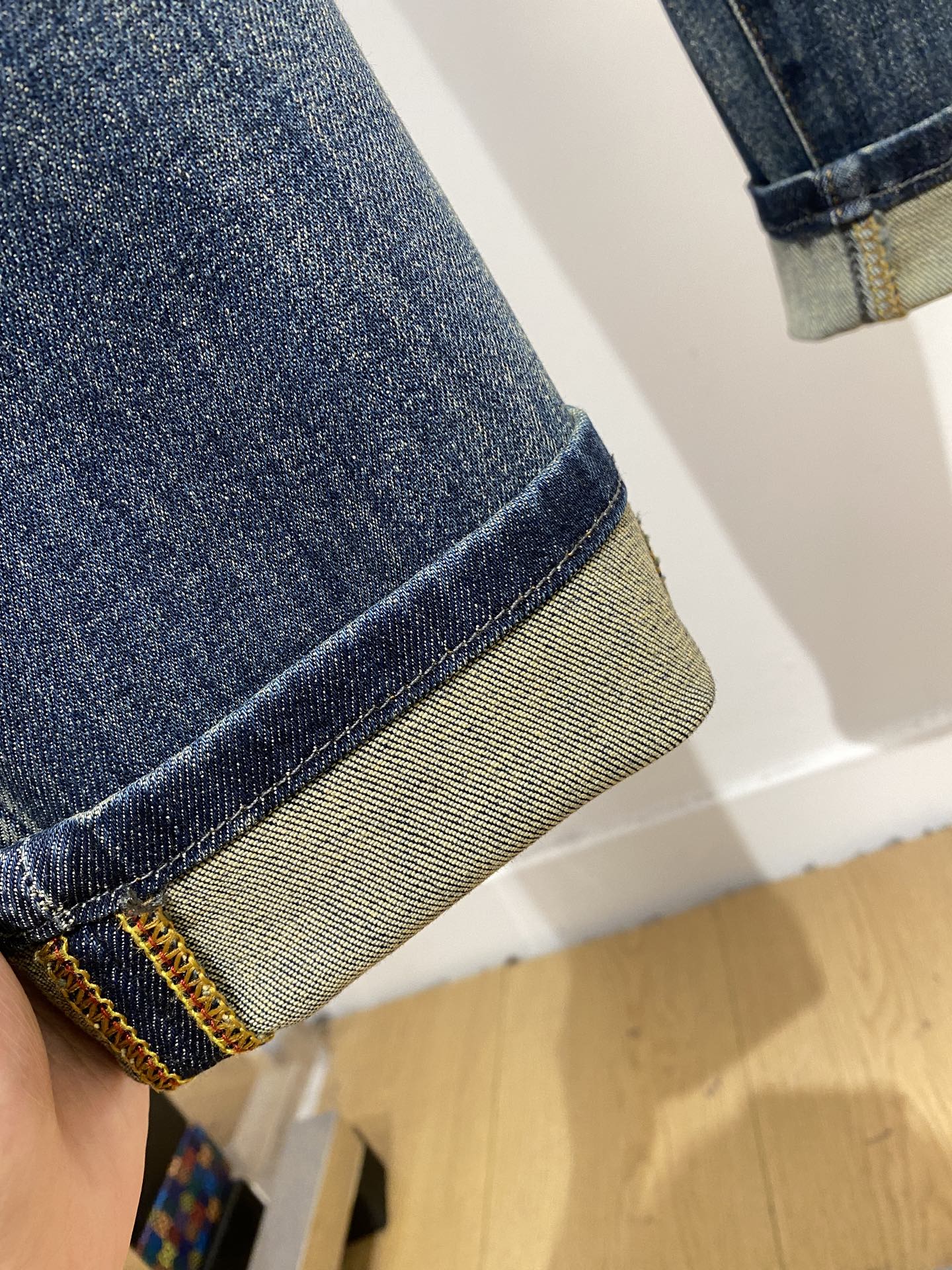 2025 Latest Original Jeans with High Quality and Fashionable Designs - 图片 7