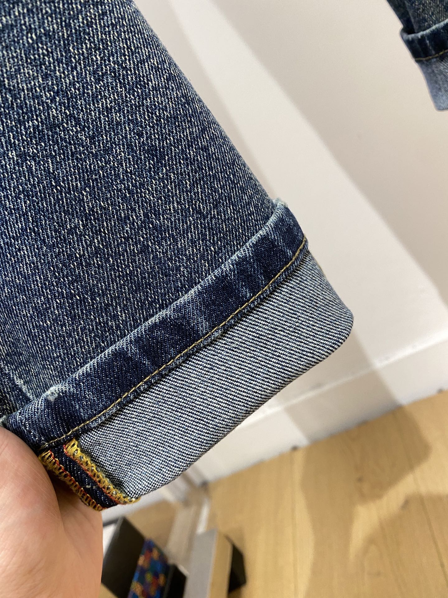 Fashionable Water-Cleaning Jeans with Original Fabric and Hardware: L.P. 2025 Collection - 图片 7