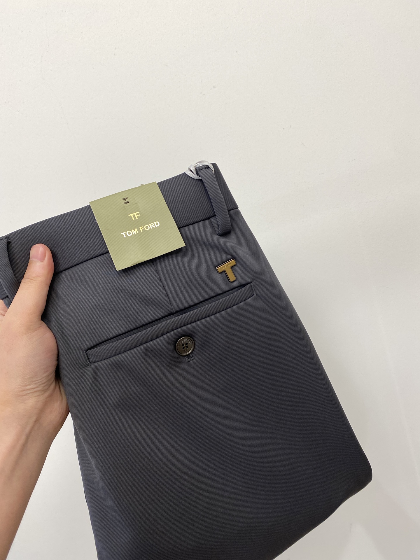 NO:470216,TF, 2025 hot casual trousers, high elasticity and slimming, simple and versatile, with fine workmanship, every needle can be seen attentively, and many celebrity internet celebrities love the most, lengthen the body proportions!  Micro-spin ^_^Comfortable fabric Details 29-38 P,,tom ford,alexander wang19860909TF、2025爆款休闲西裤 高弹显瘦必爆简约百搭爆款,做工精细,每一针都看得到用心,超多明星网红最爱 拉长身材比例哦！微弹 ^_^舒适面料 细节体码数29-38 P,,tom ford,alexander wang,Men's clothing