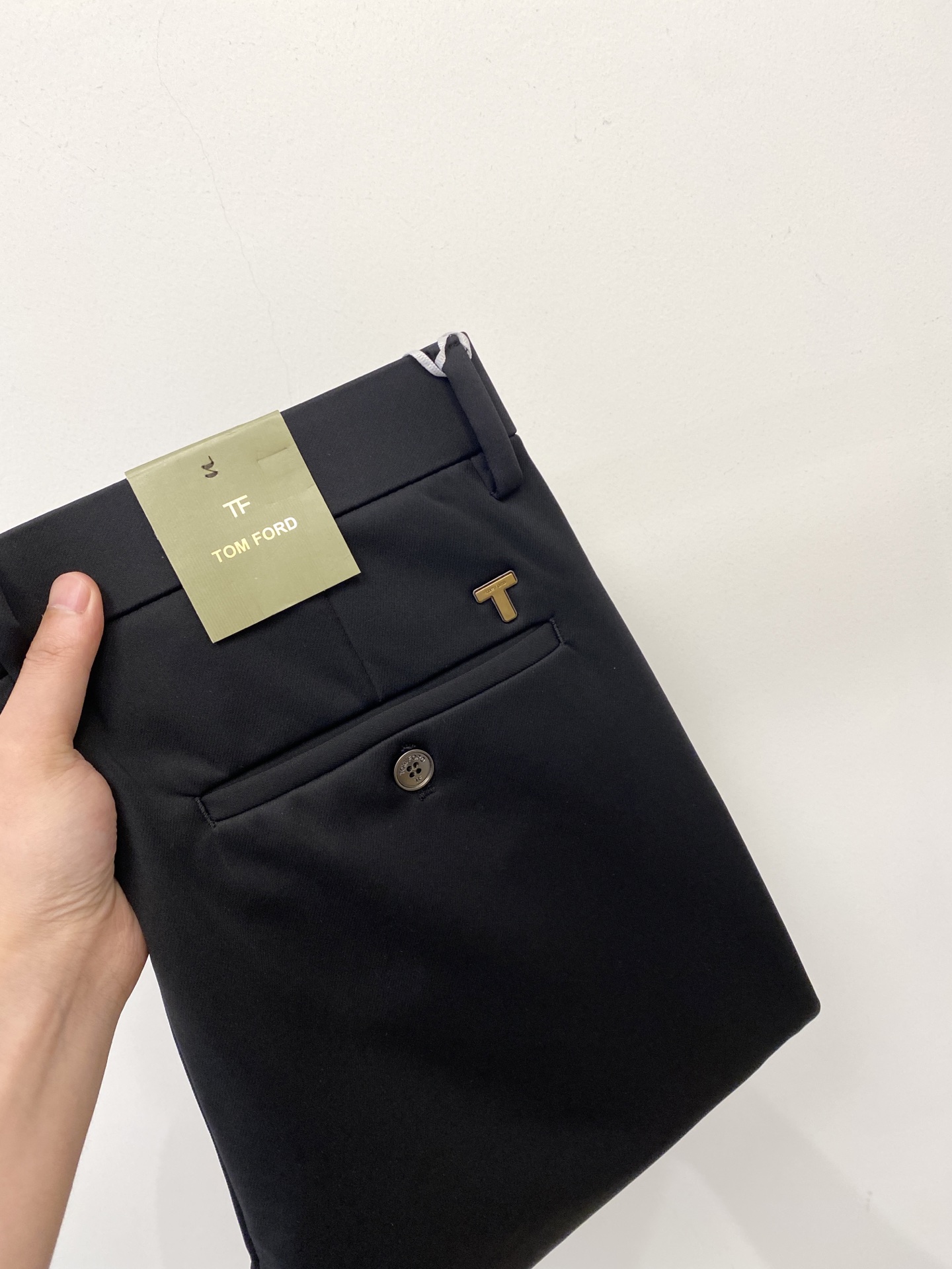 NO:467315,TF, 2025 hot casual trousers, high elasticity and slimming, simple and versatile, with fine workmanship, every needle can be seen attentively, and many celebrity internet celebrities love the most, lengthen the body proportions!  Micro-spin ^_^Comfortable fabric Details 29-38,,tom ford,alexander wang19860909TF、2025爆款休闲西裤 高弹显瘦必爆简约百搭爆款,做工精细,每一针都看得到用心,超多明星网红最爱 拉长身材比例哦！微弹 ^_^舒适面料 细节体码数29-38,,tom ford,alexander wang,Men's clothing