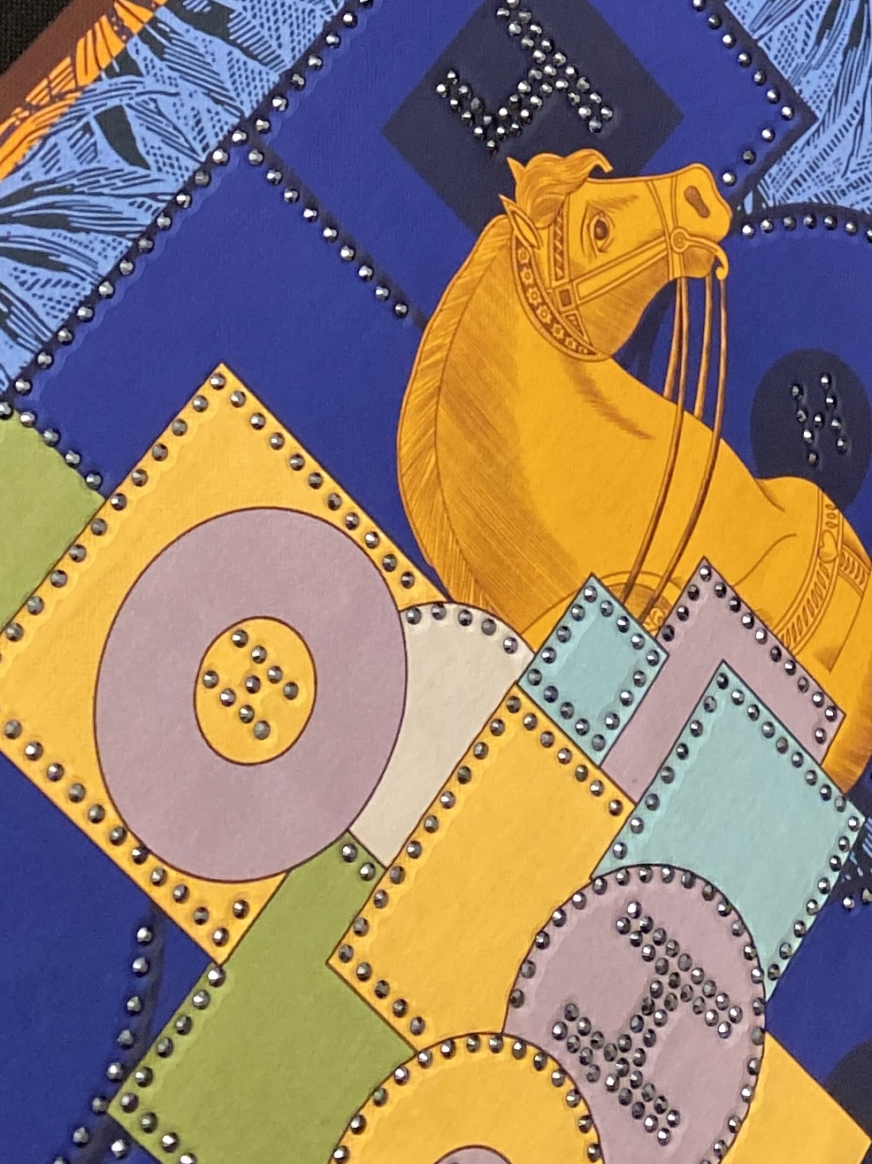 爱马仕、2025新品短袖T恤，帅气时尚，胸前顶级印花烫钻图案logo，简约百搭款。面料棉 不仅挺括，保持