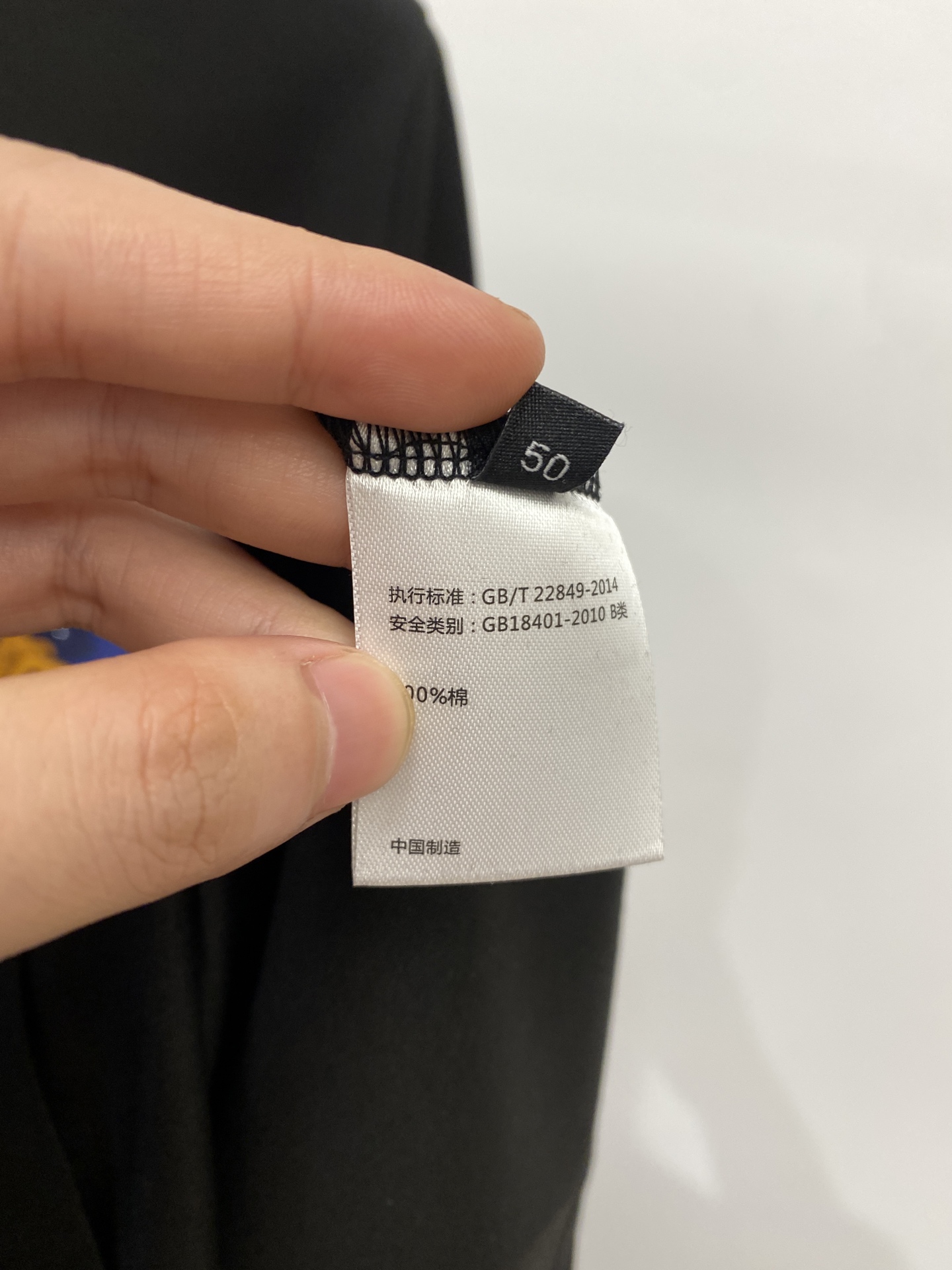 爱马仕、2025新品短袖T恤，帅气时尚，胸前顶级印花烫钻图案logo，简约百搭款。面料棉 不仅挺括，保持