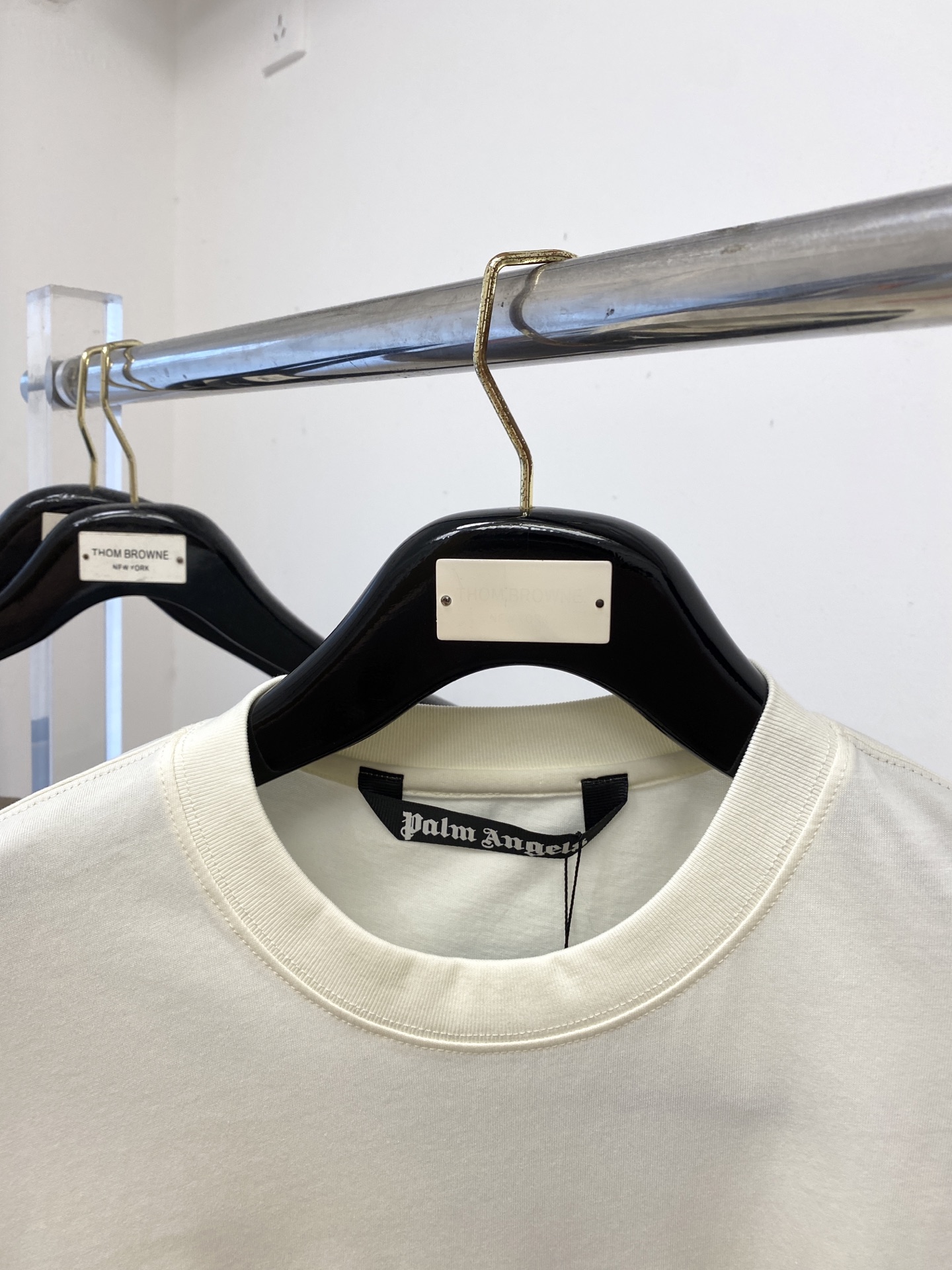 棕榈天使、2025新品短袖T恤，帅气时尚，胸前顶级印花图案字母logo，简约百搭款。面料棉 不仅挺括，保