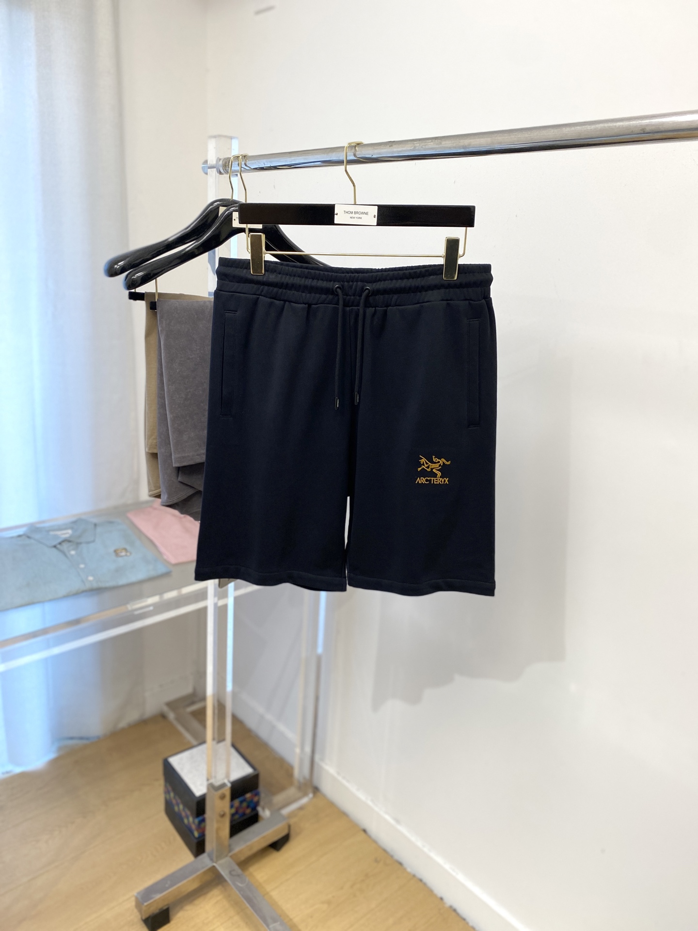 NO:476876,Archaeopteryx, 2025 hot casual shorts, high elasticity and slimming, simple and versatile, with fine workmanship, every needle can be seen attentively, and many celebrity celebrities love the most, lengthen the body proportions!  Micro-spin ^_^Comfortable fabric Details M-3XL, arc'teryx, shorts, alexander wang19860909始祖鸟、2025爆款休闲短裤 高弹显瘦必爆简约百搭爆款,做工精细,每一针都看得到用心,超多明星网红最爱 拉长身材比例哦！微弹 ^_^舒适面料 细节体码数M-3XL,arc'teryx,shorts,alexander wang,Men's clothing