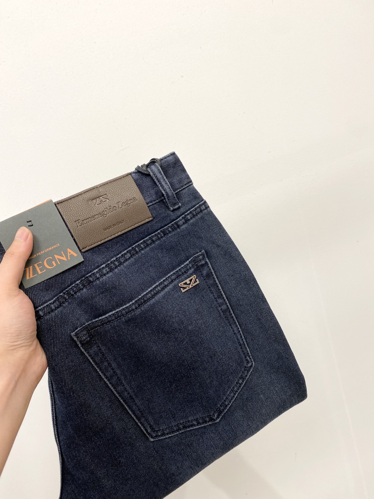 NO:476915,Jenia, 2025 latest products, special counters are available at the same time, original singles, washable casual jeans, imported original washable elastic fabric, comfortable and elastic, original hardware and auxiliary decorative logo, super positive style, extremely high grade, counter quality, fashionable and stylish upper body, 29-38, zegna, jeans, alexander wang19860909杰尼亚、2025最新品,专柜同步有售,原单狠货,水洗休闲牛仔裤,进口原版水洗弹力面料,舒适有弹性,原版五金辅料装饰logo,版型超正,档次极高,专柜品质,上身时尚有型,码数29-38,,zegna,jeans,alexander wang,Men's clothing