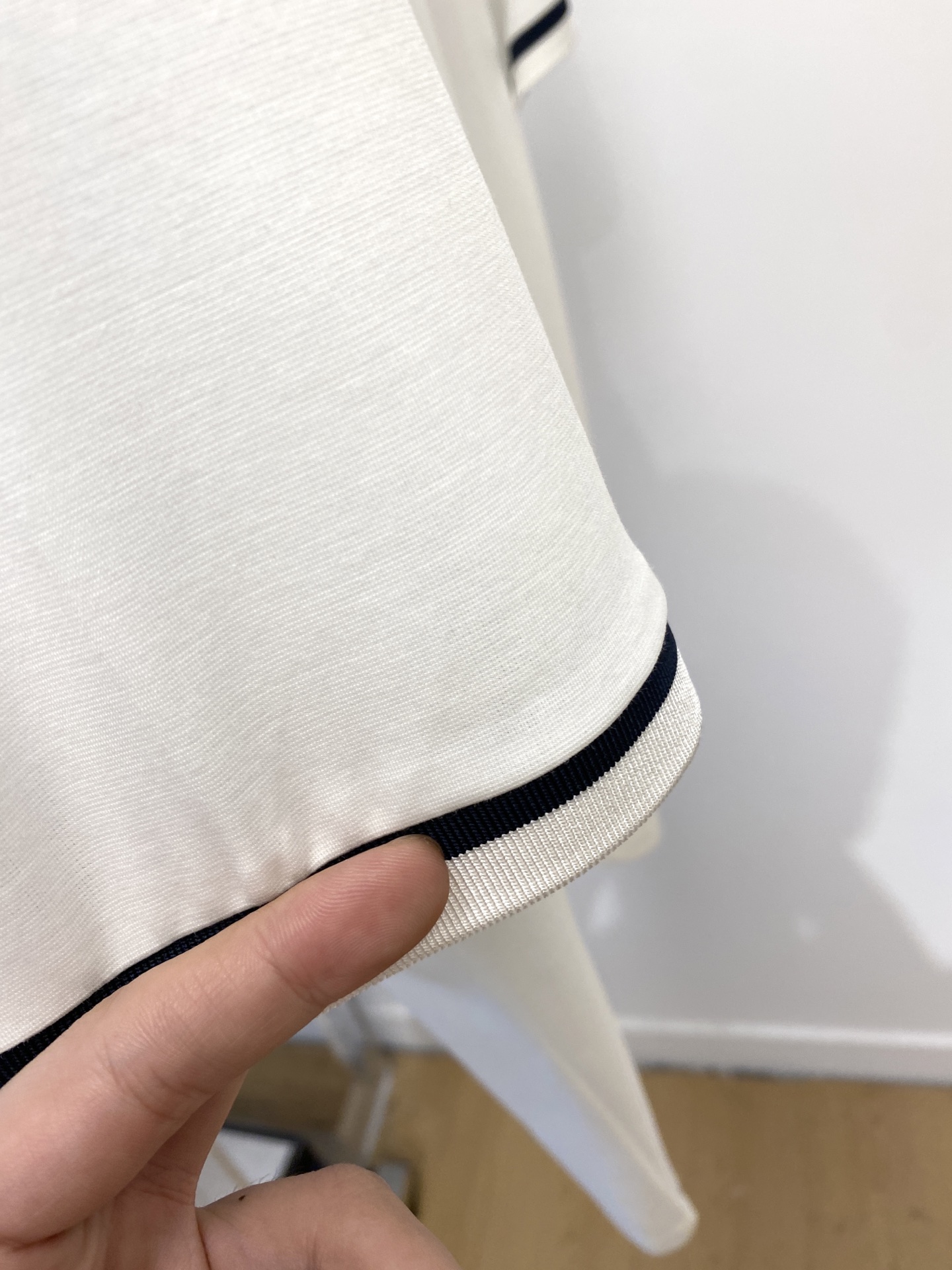 lP🆕、2025最新款短袖T恤，帅气时尚，胸前顶级印花图案字母logo，简约百搭款。面料棉 不仅挺括，保