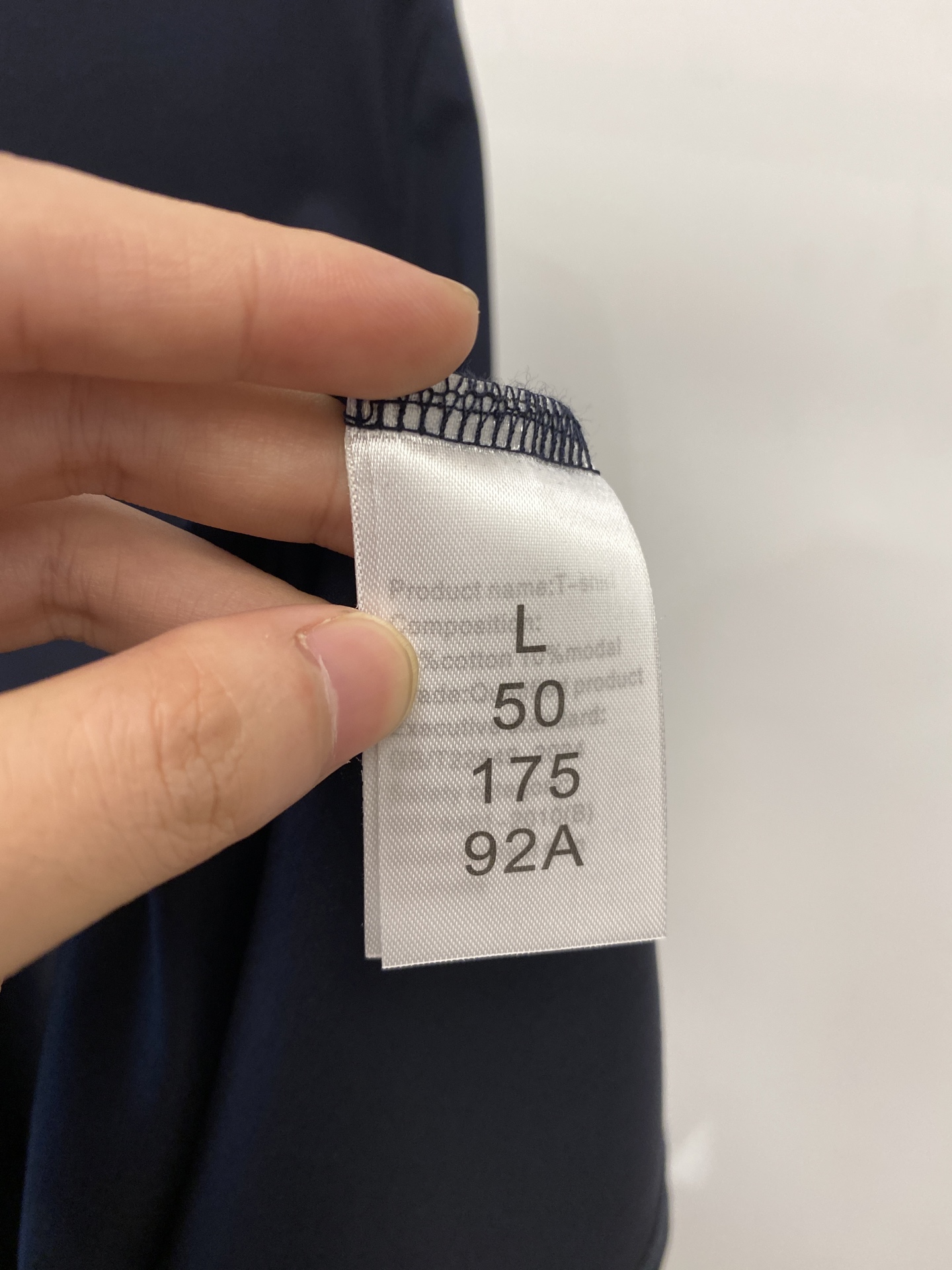 ￼ Brunello Cucinelli、2025最新款短袖T恤，帅气时尚，胸前顶级印胶字母图案logo