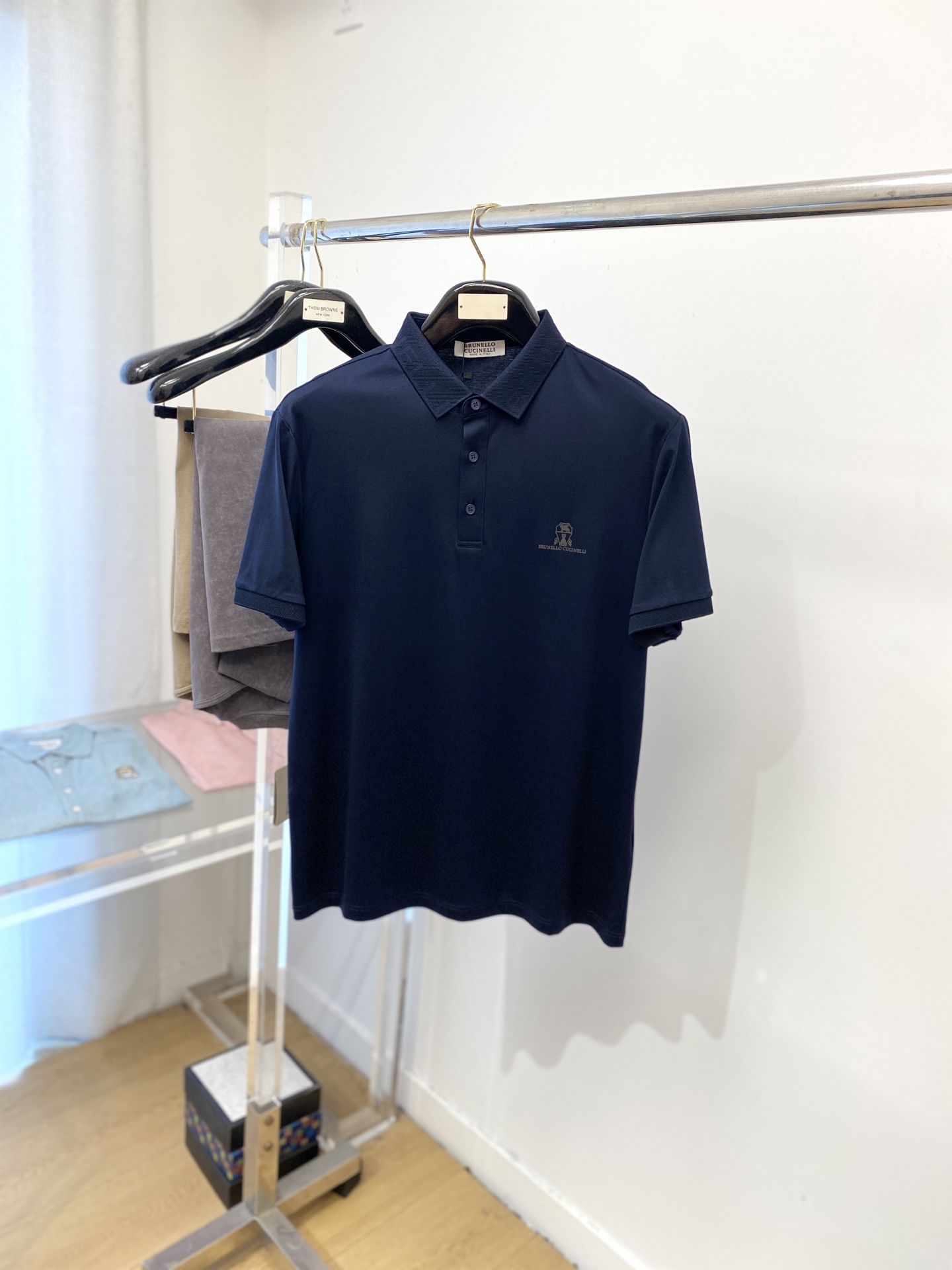 ￼ Brunello Cucinelli、2025最新款短袖T恤，帅气时尚，胸前顶级印胶字母图案logo