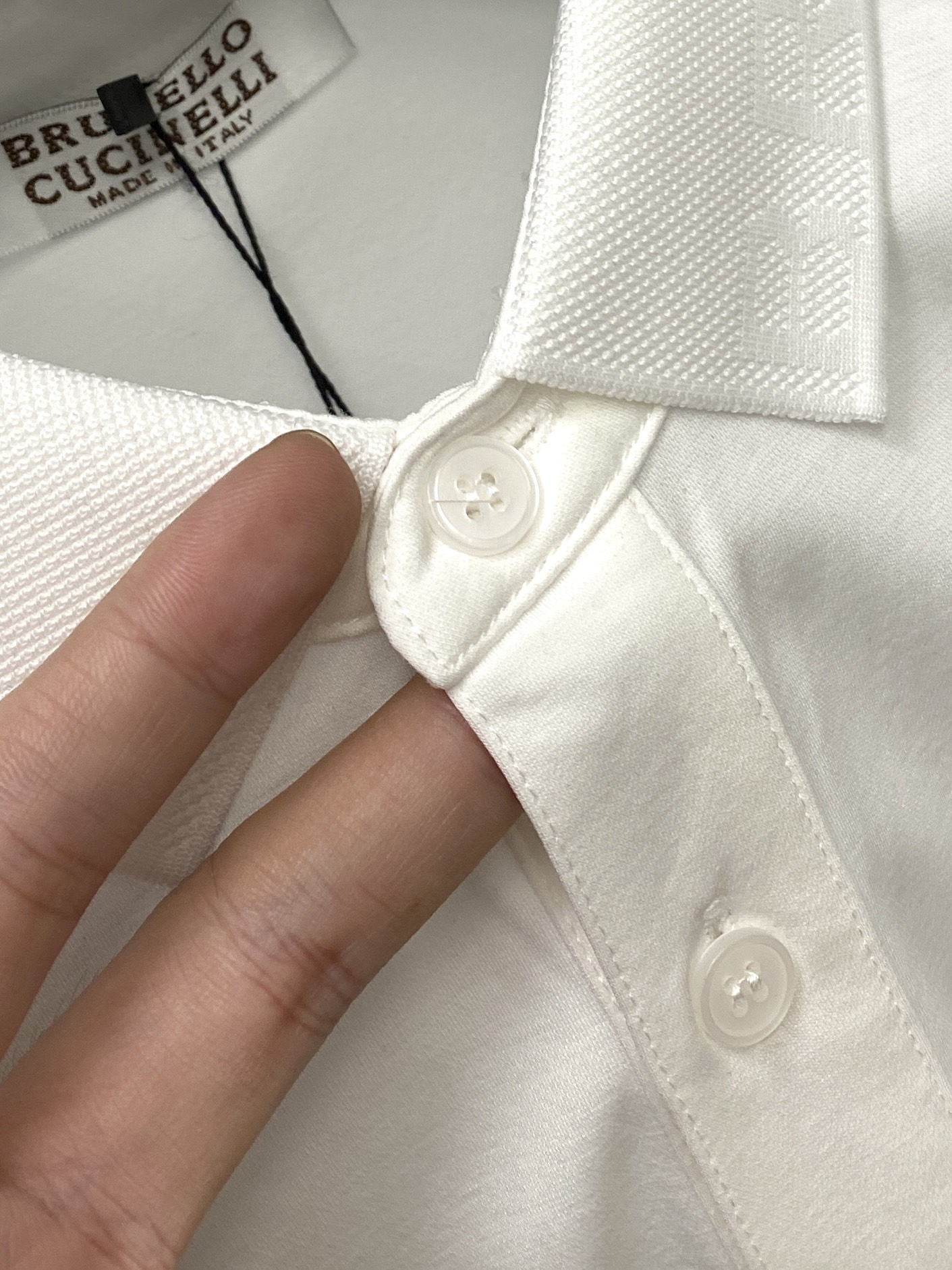 Brunello Cucinelli、2025最新款短袖T恤，帅气时尚，胸前顶级印胶字母图案logo，简