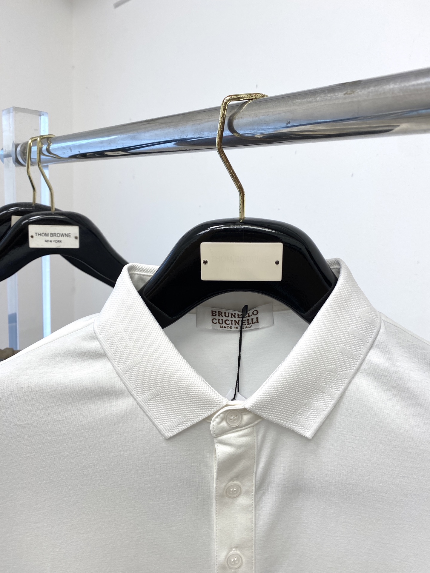 Brunello Cucinelli、2025最新款短袖T恤，帅气时尚，胸前顶级印胶字母图案logo，简